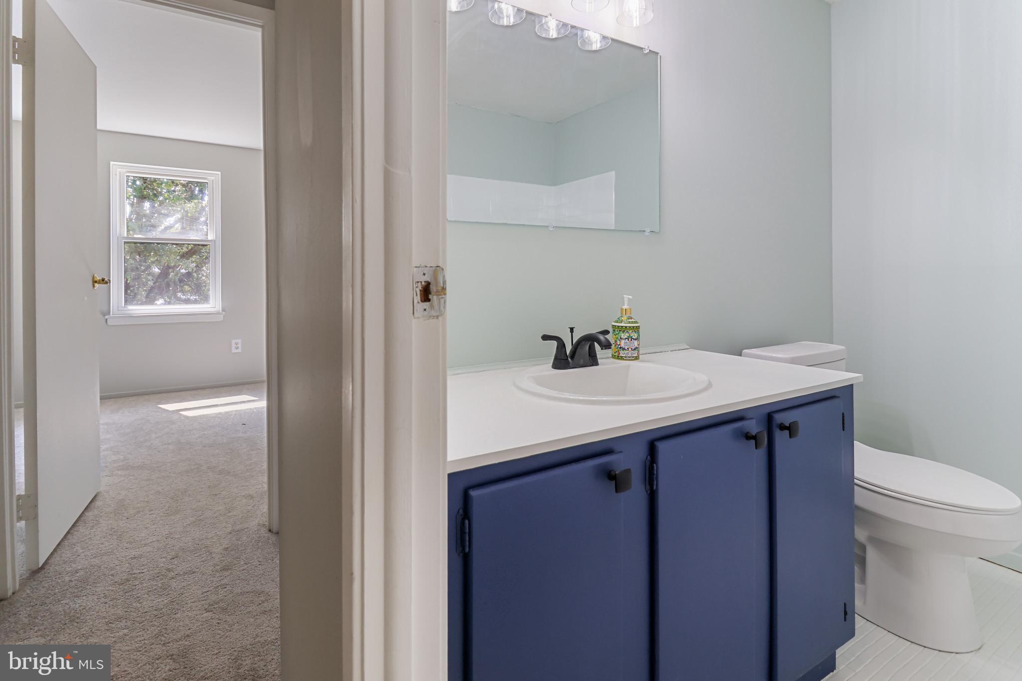 SEVEN COURTS - Residential