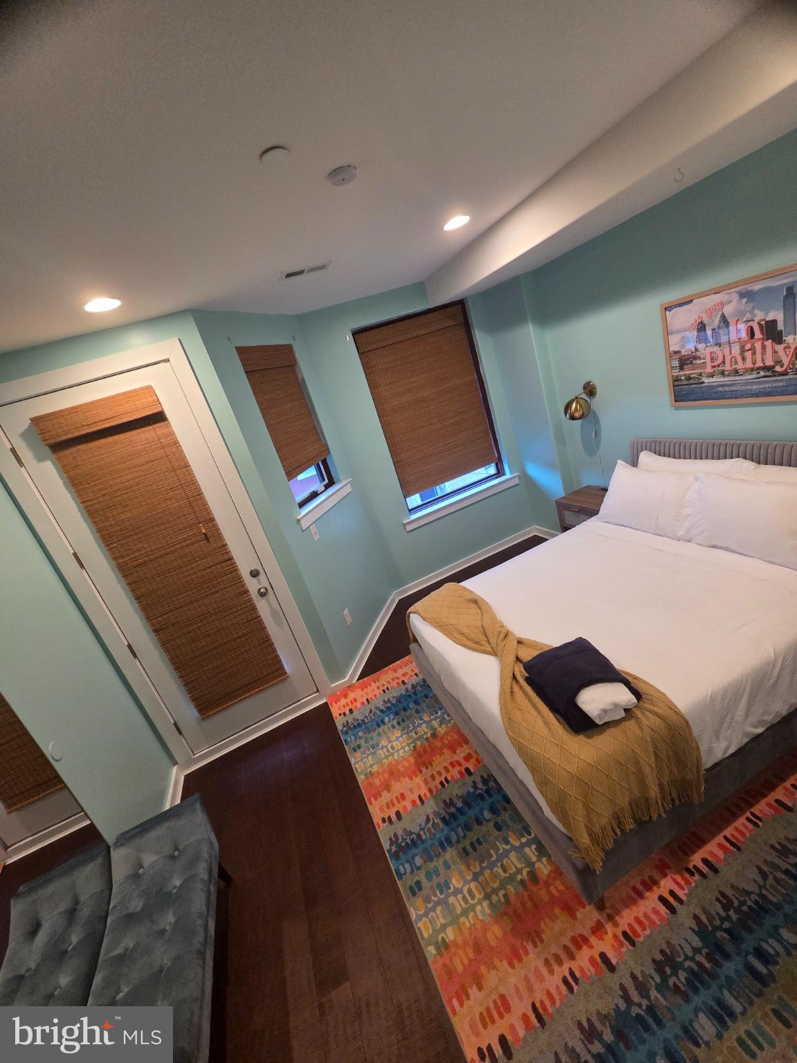 DICKINSON NARROWS - Residential