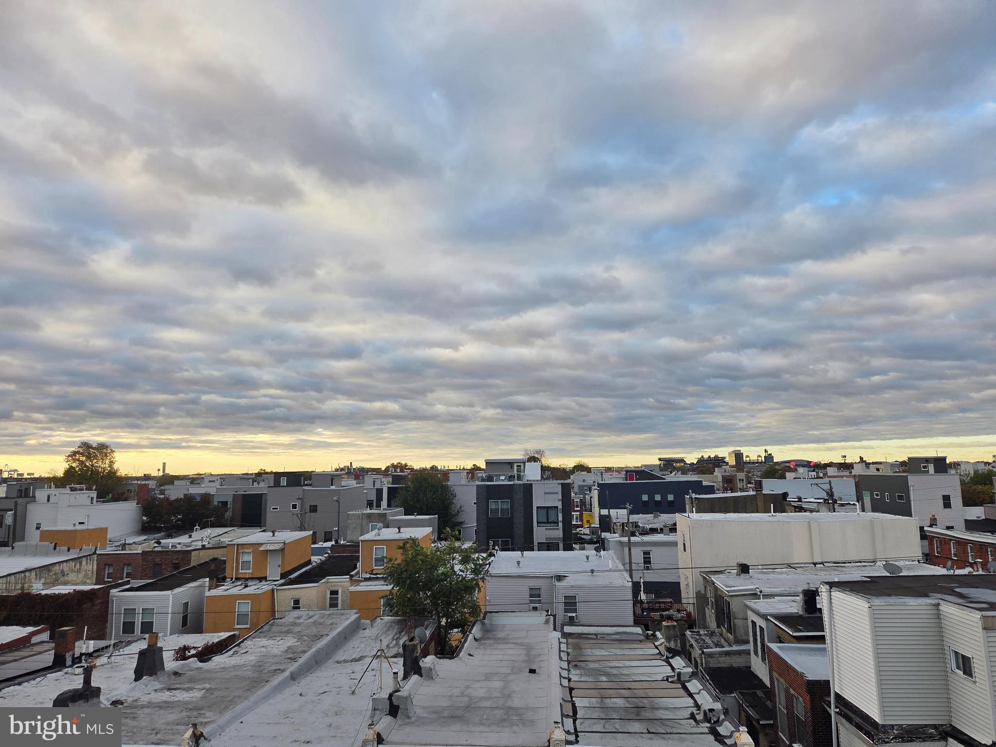 DICKINSON NARROWS - Residential