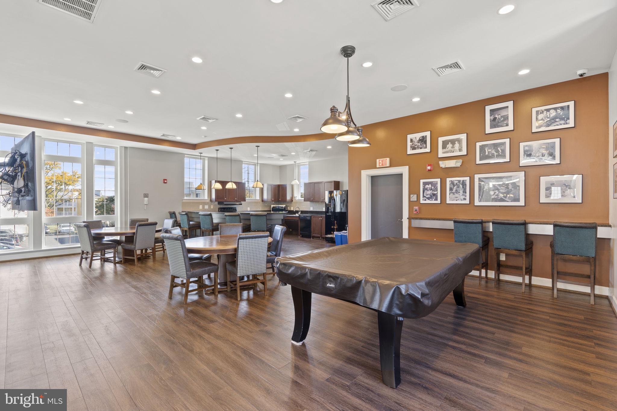 WEST VILLAGE OF SHIRLINGTON - Residential