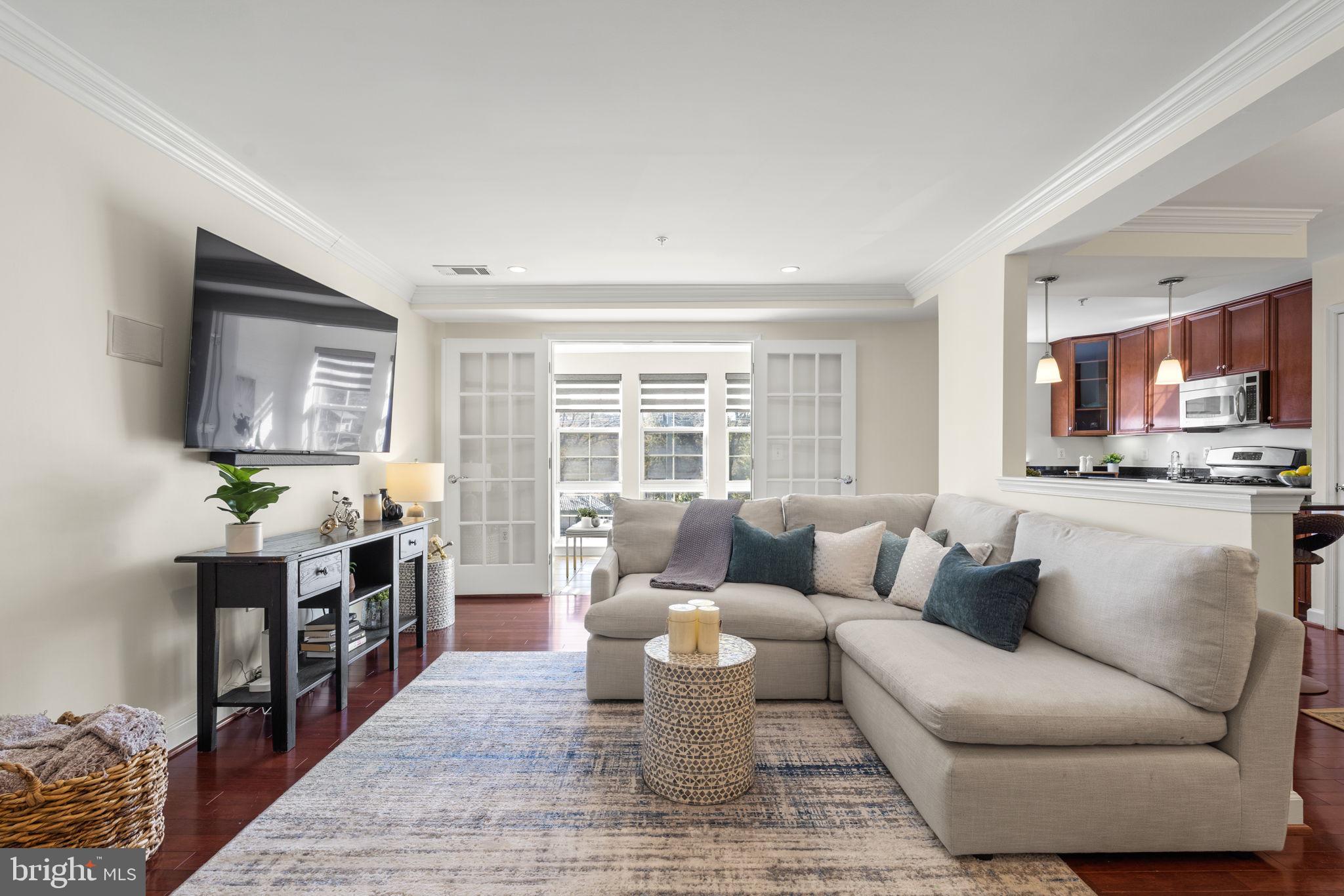 WEST VILLAGE OF SHIRLINGTON - Residential