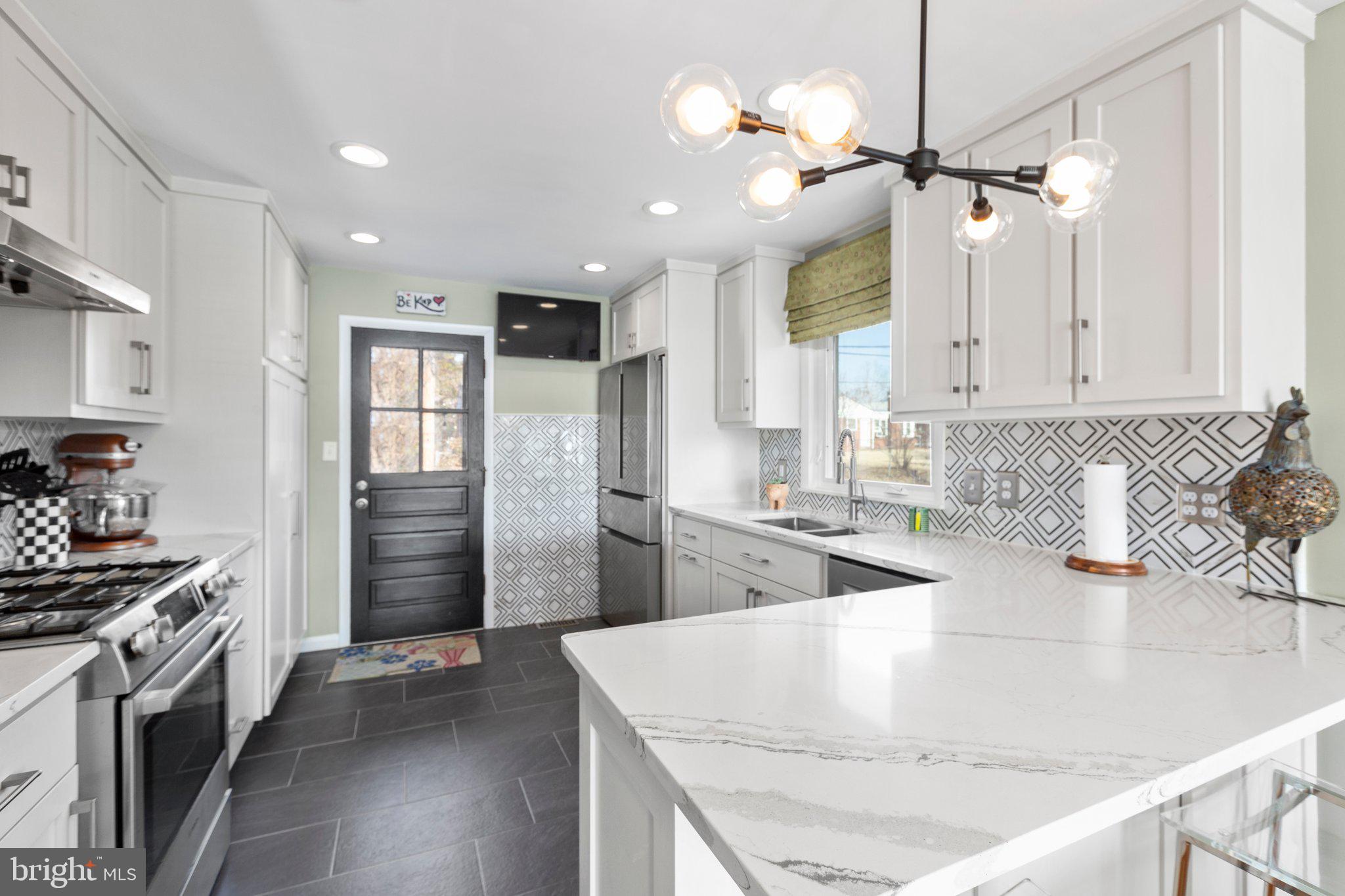 NORMANDY VILLAGE - Residential