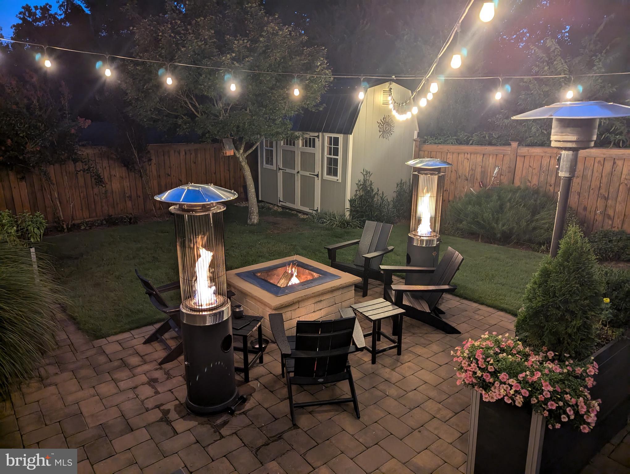 NORMANDY VILLAGE - Residential