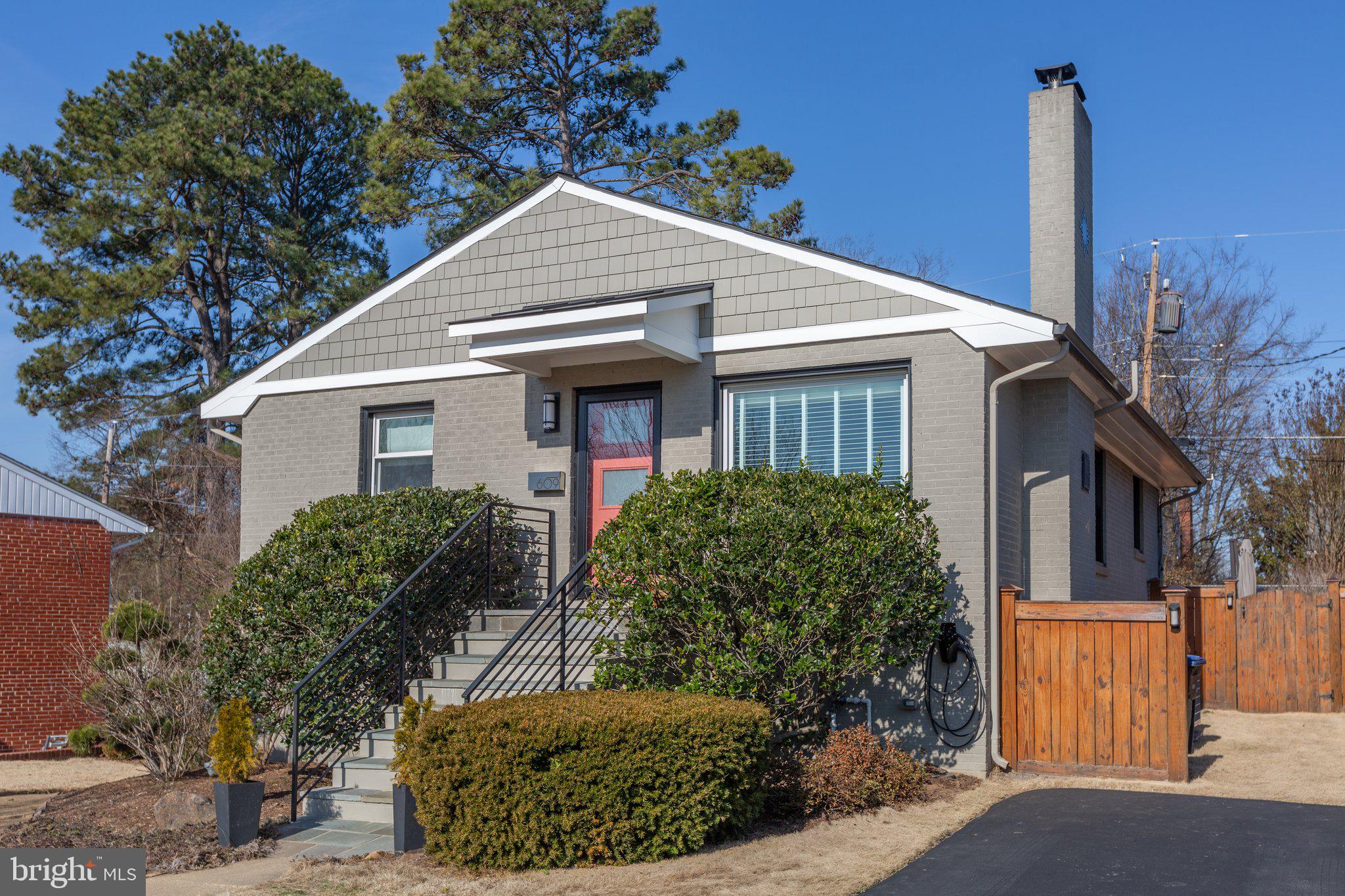 NORMANDY VILLAGE - Residential