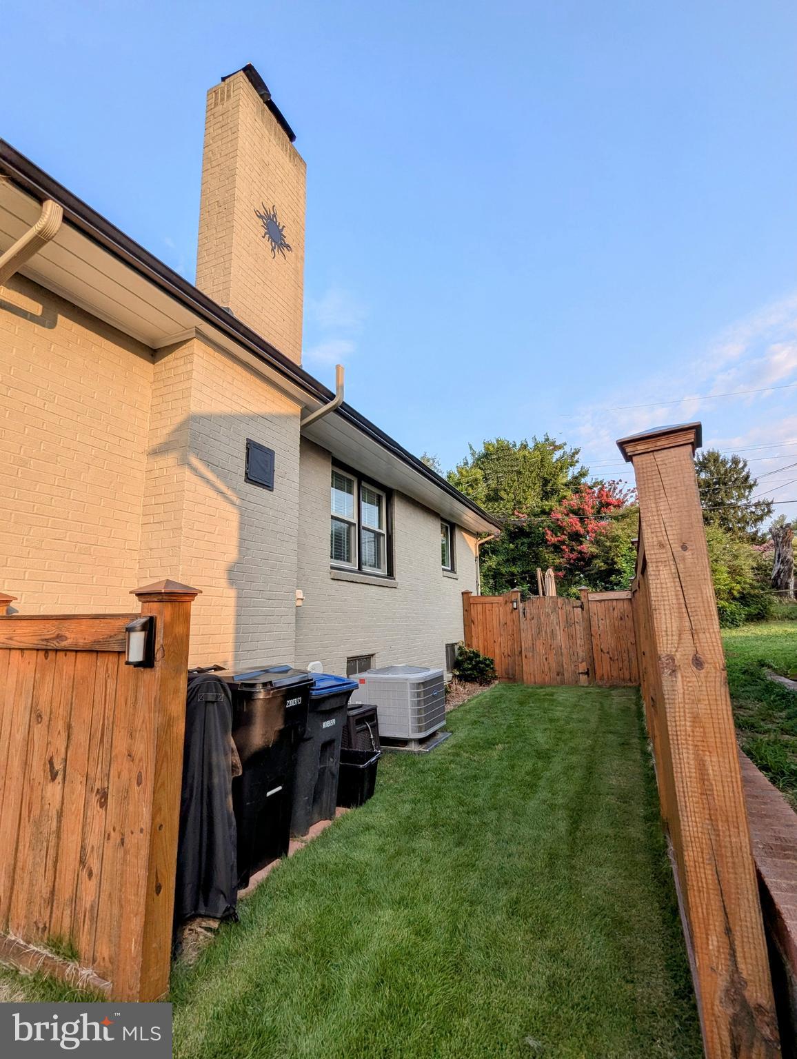 NORMANDY VILLAGE - Residential