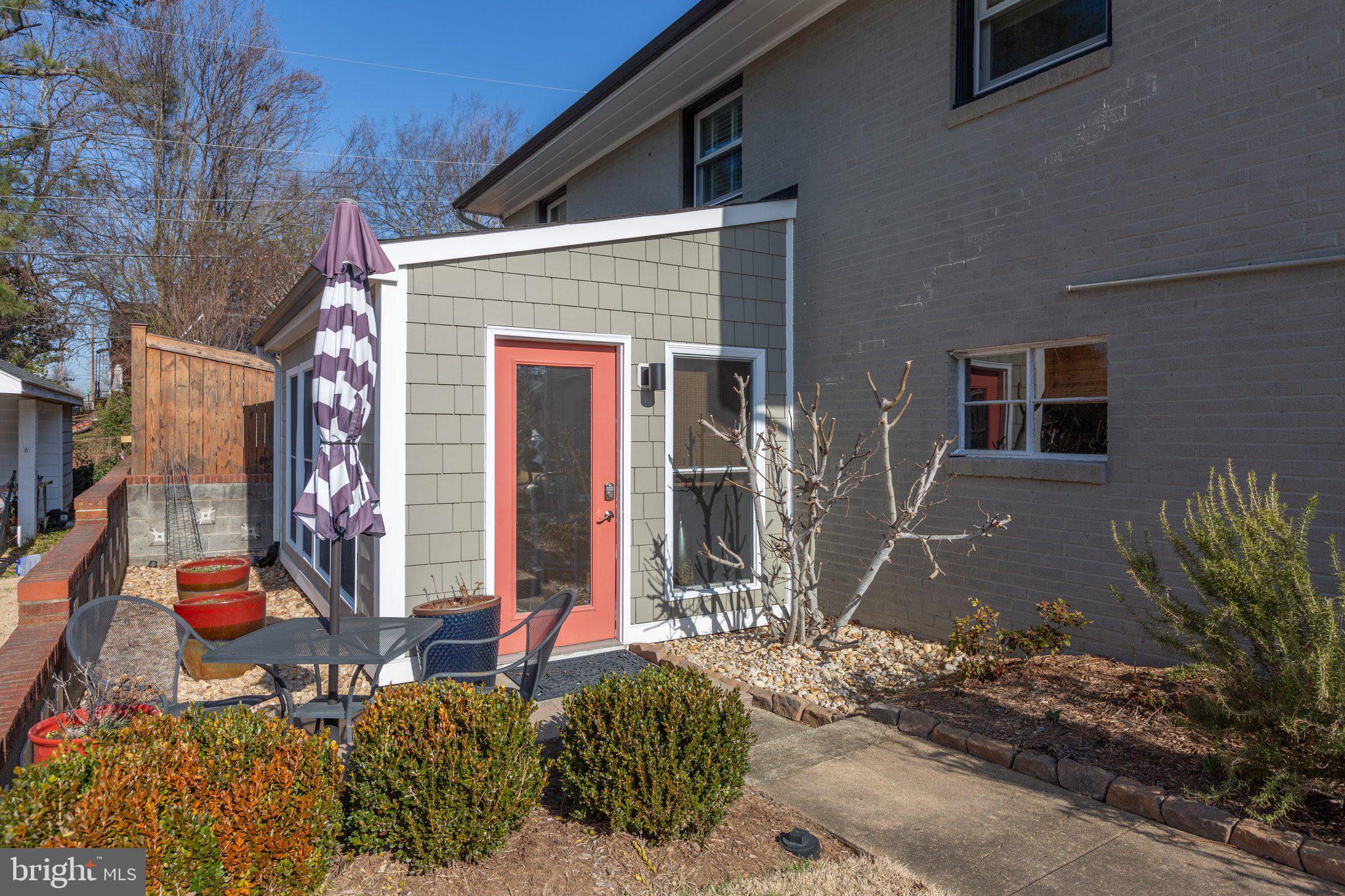 NORMANDY VILLAGE - Residential