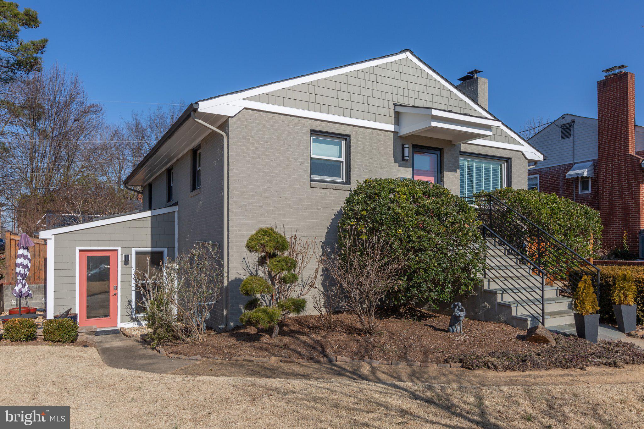 NORMANDY VILLAGE - Residential