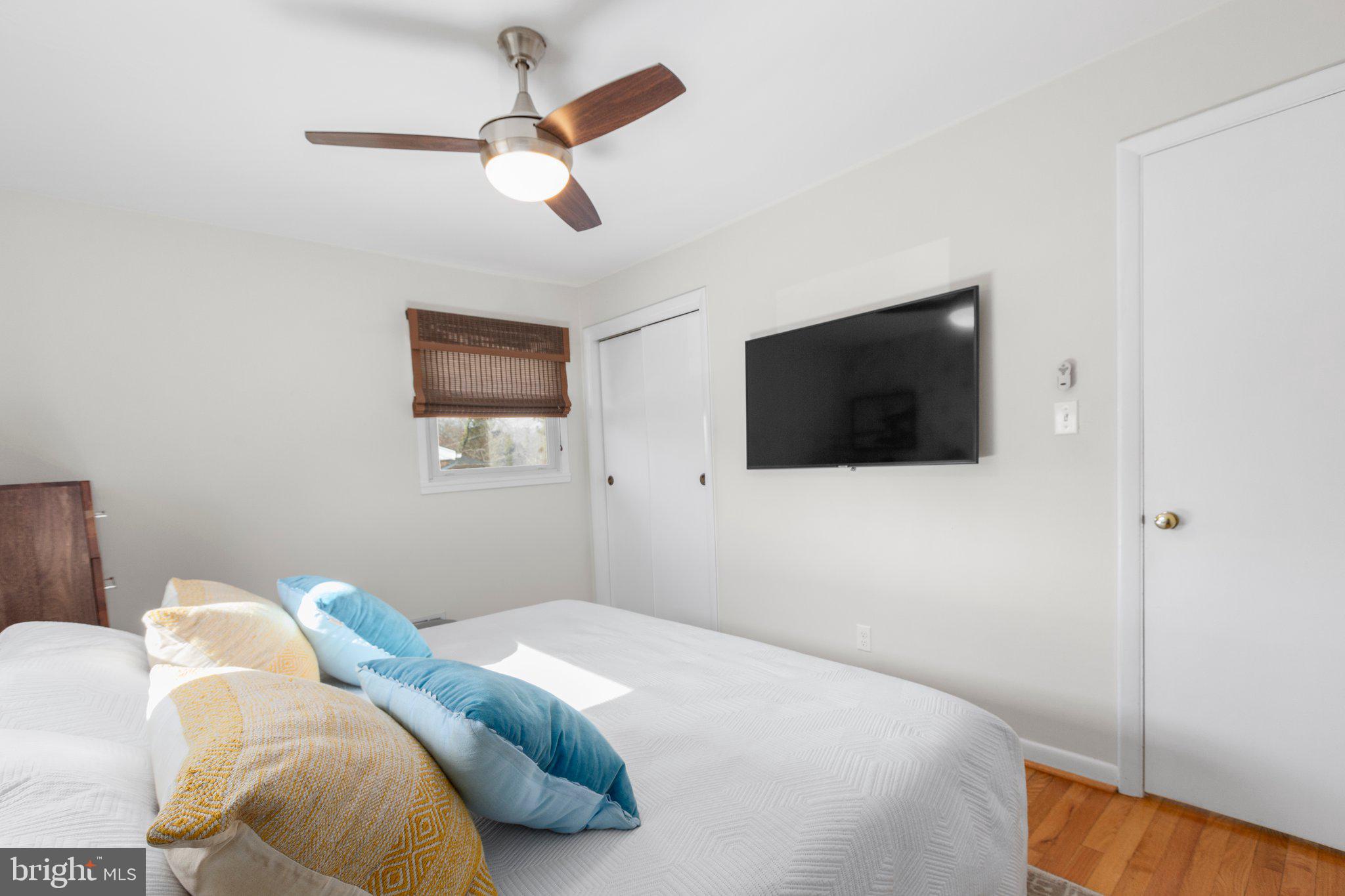 NORMANDY VILLAGE - Residential