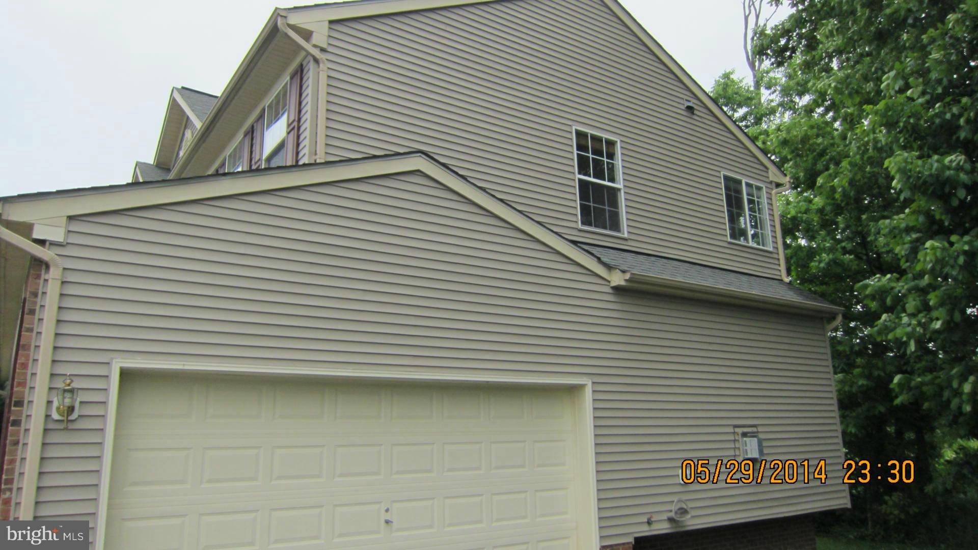 LOCUST HILL - Residential