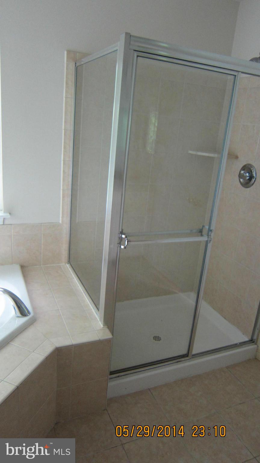 LOCUST HILL - Residential