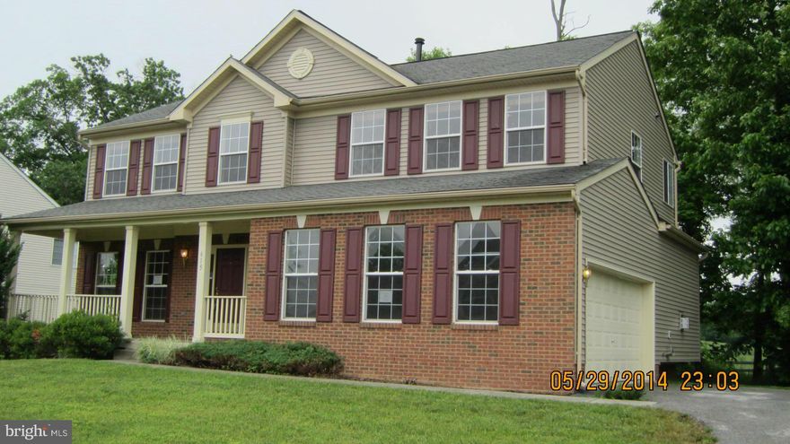 Great location in Golf Course Community.  Back yard over looks nice pasture of the horse farm.   About 3400 sq ft including the finished basement. New carpet and paint.  First Look Initiative for owner occupants ending 6-24-2014. Seller offering to pay up to $500.00 toward your home warranty policy.