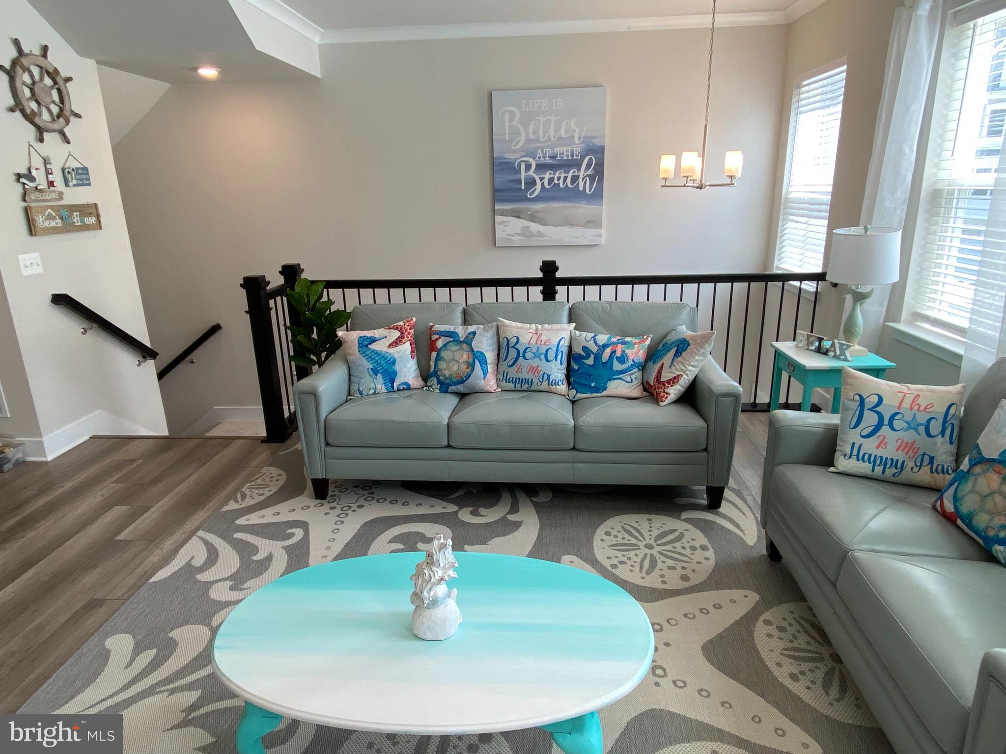 SEA OAKS VILLAGE - Residential