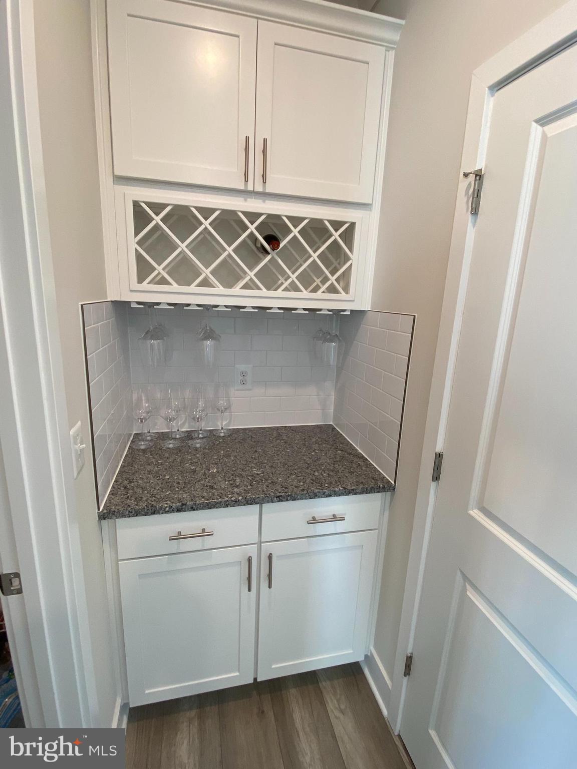 SEA OAKS VILLAGE - Residential