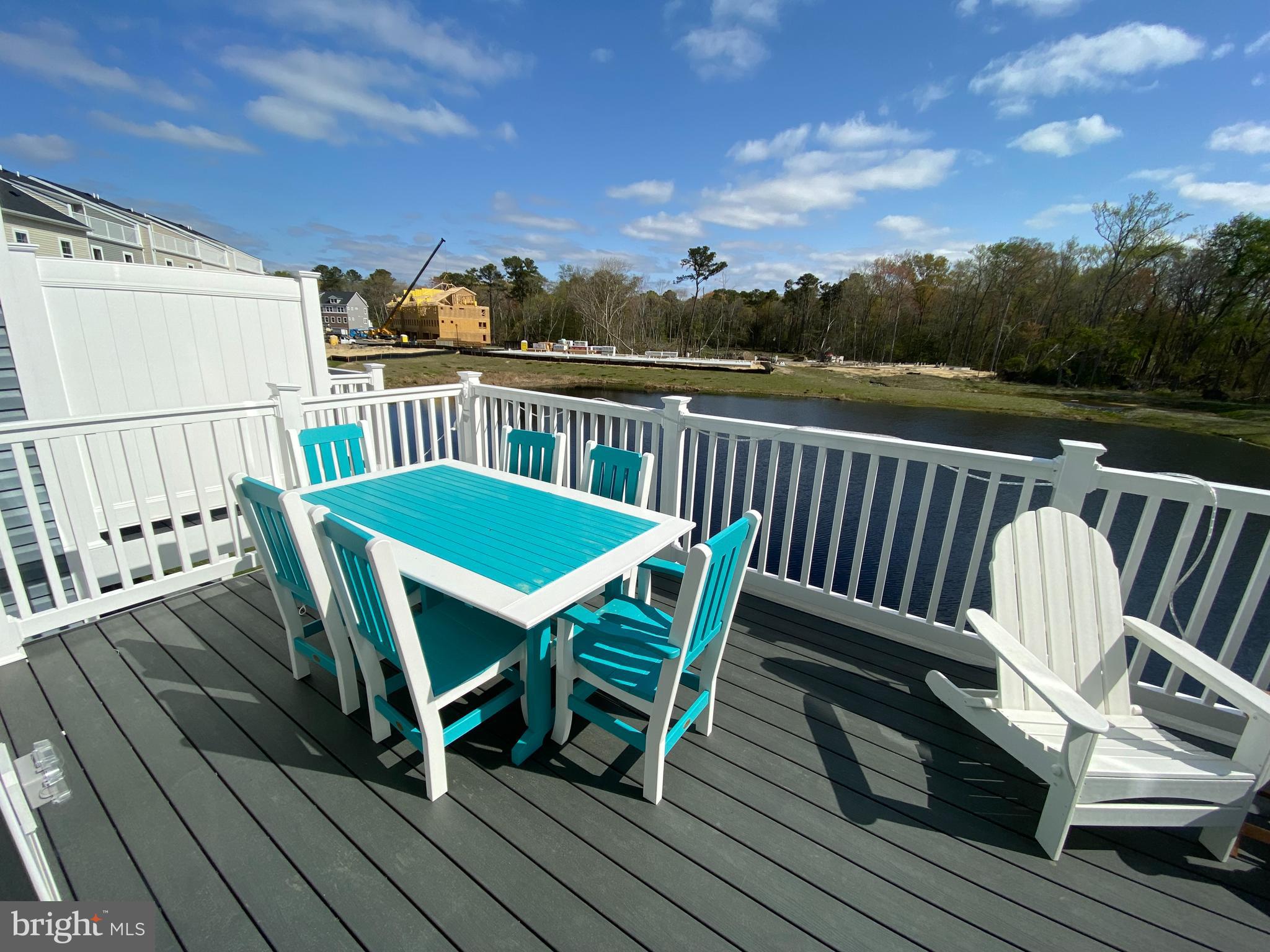 SEA OAKS VILLAGE - Residential