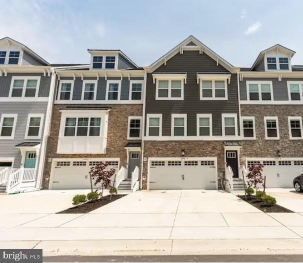 SEA OAKS VILLAGE - Residential