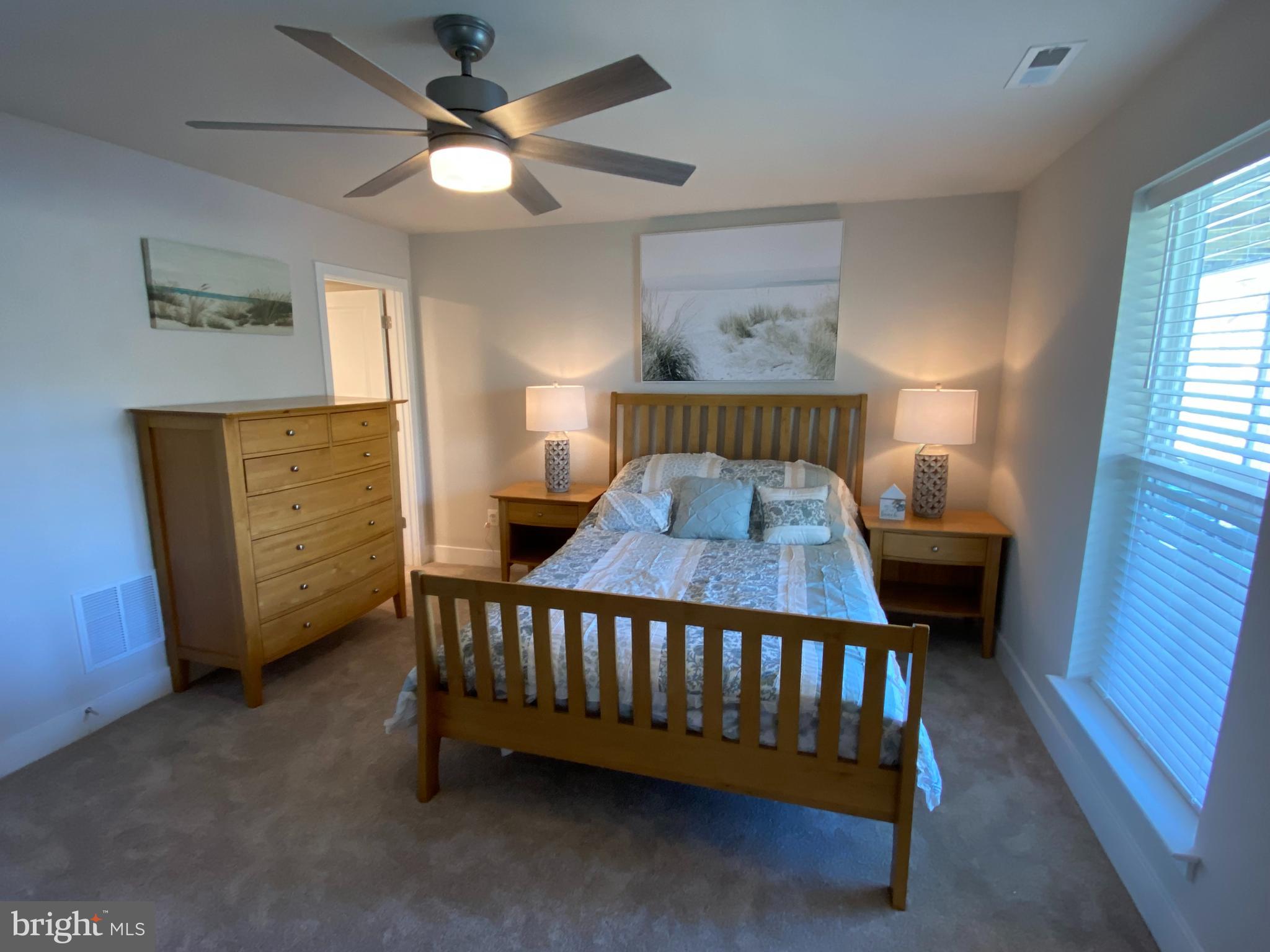 SEA OAKS VILLAGE - Residential