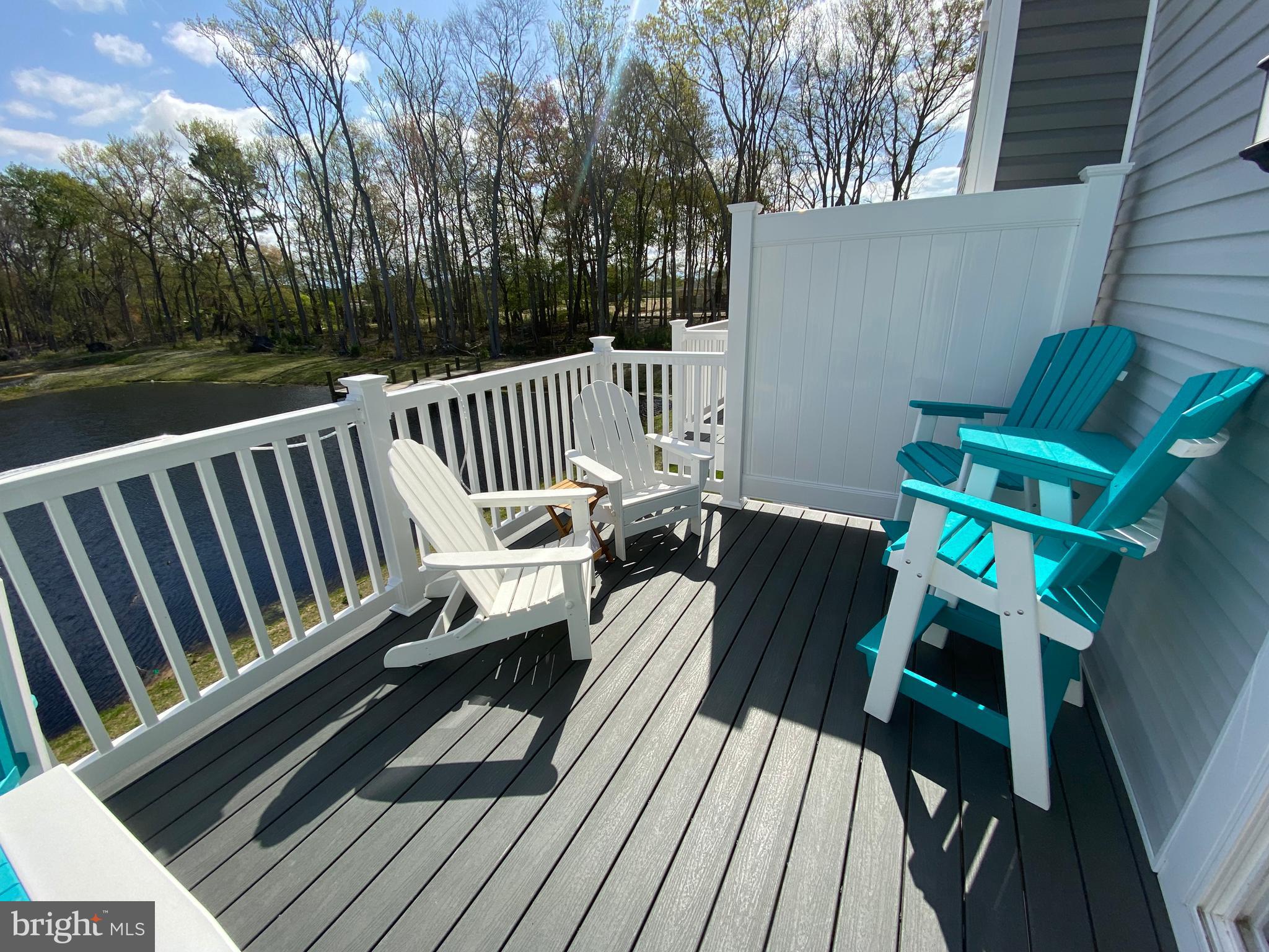 SEA OAKS VILLAGE - Residential