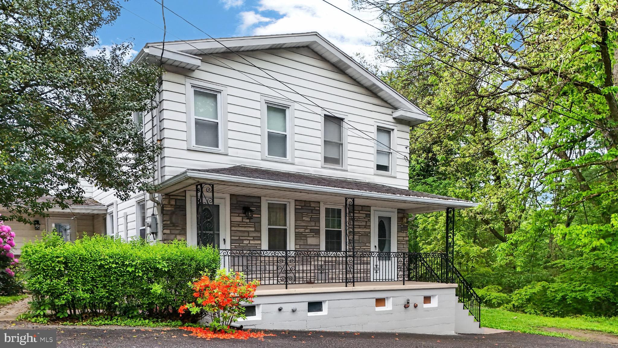 162 SCHOOL STREET