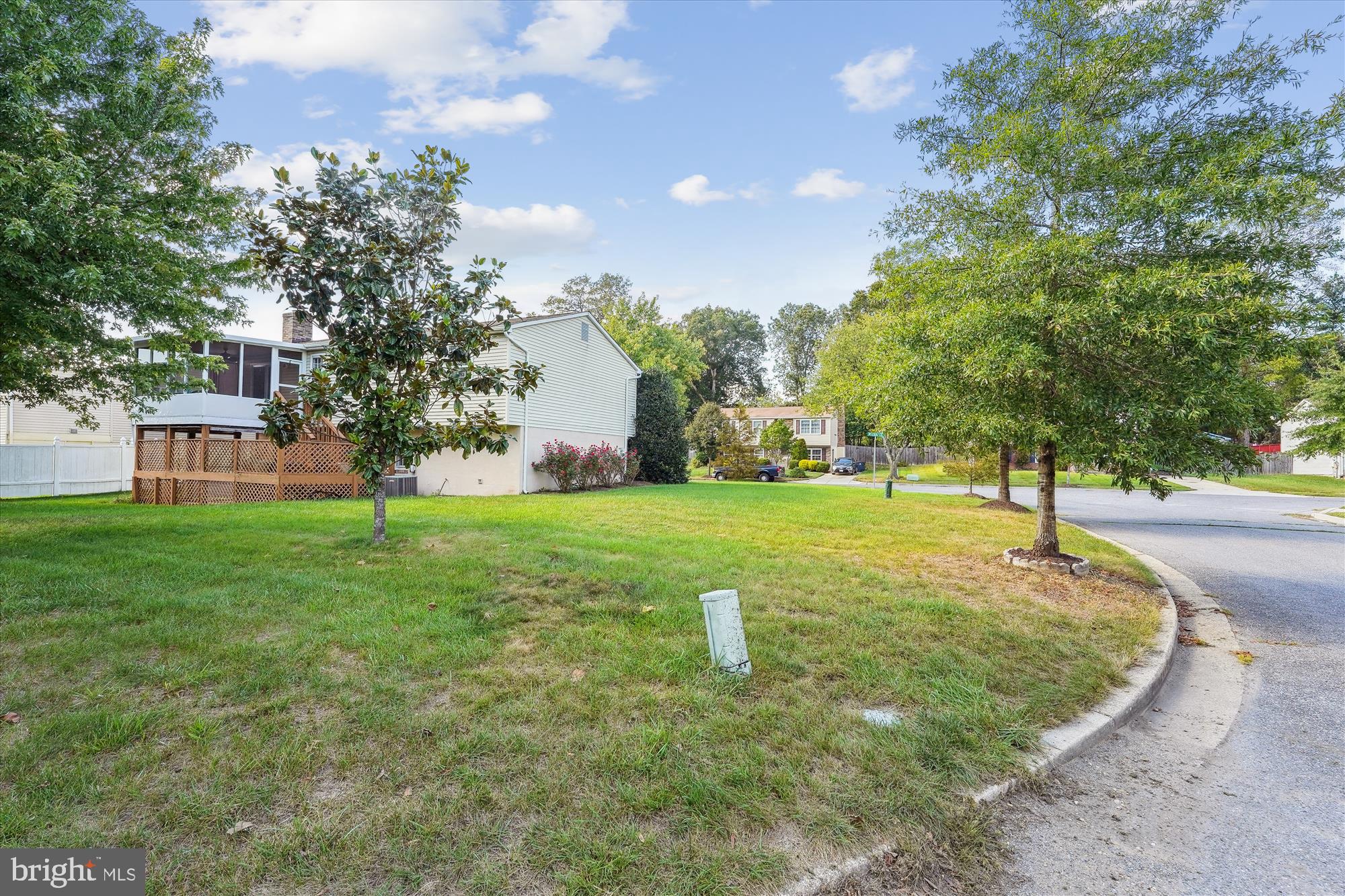 FOX RUN ESTATES - Residential