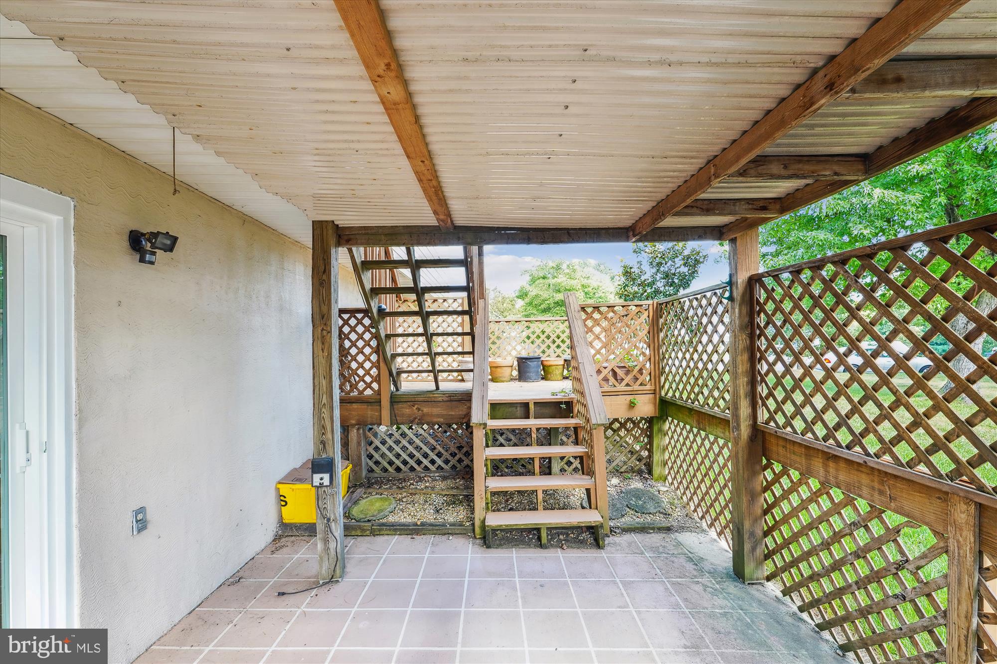 FOX RUN ESTATES - Residential