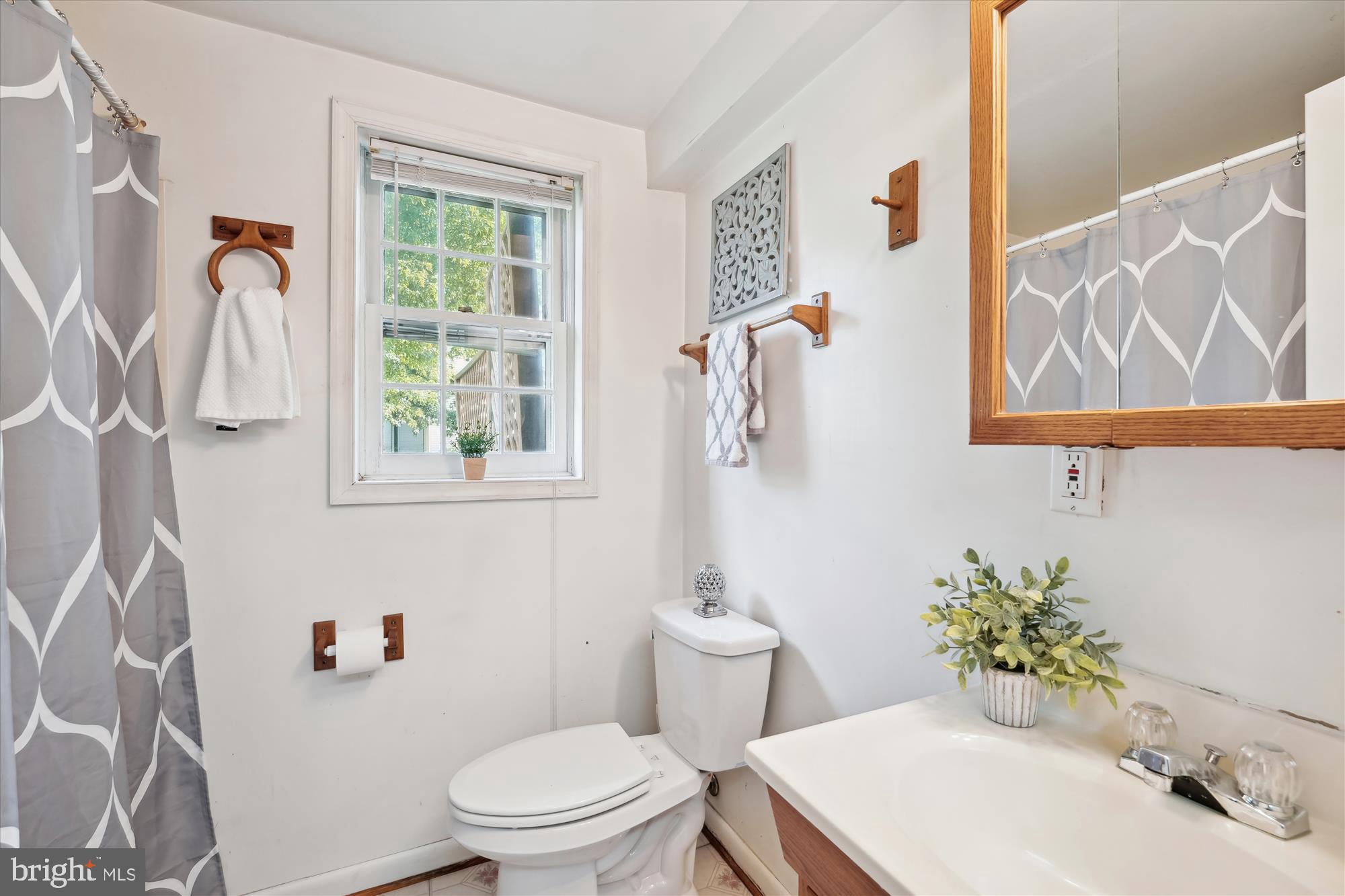 FOX RUN ESTATES - Residential