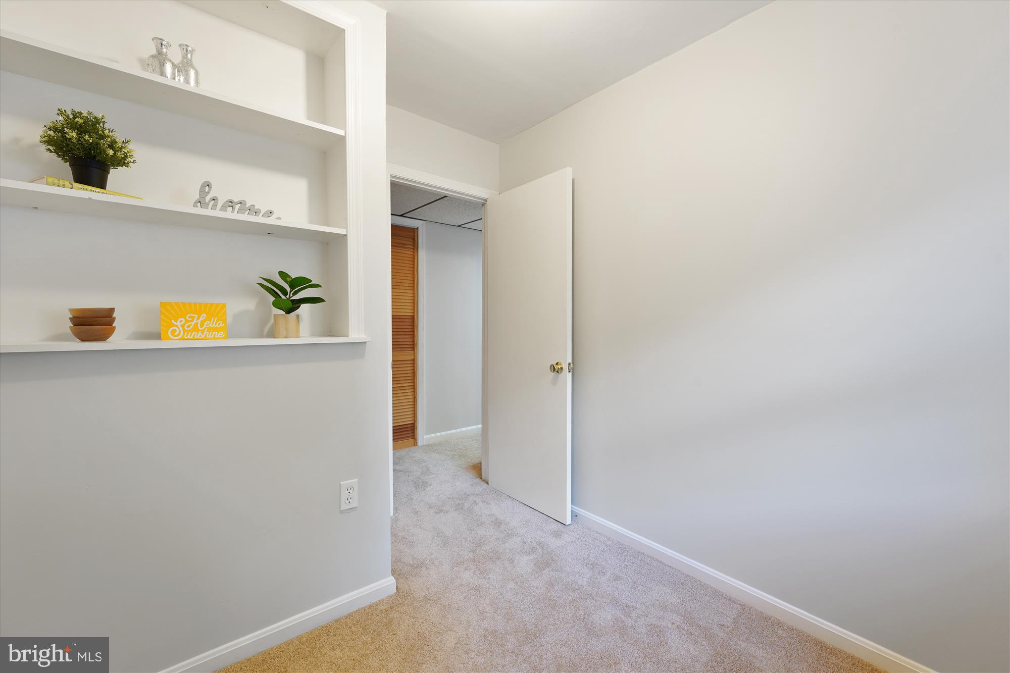 FOX RUN ESTATES - Residential