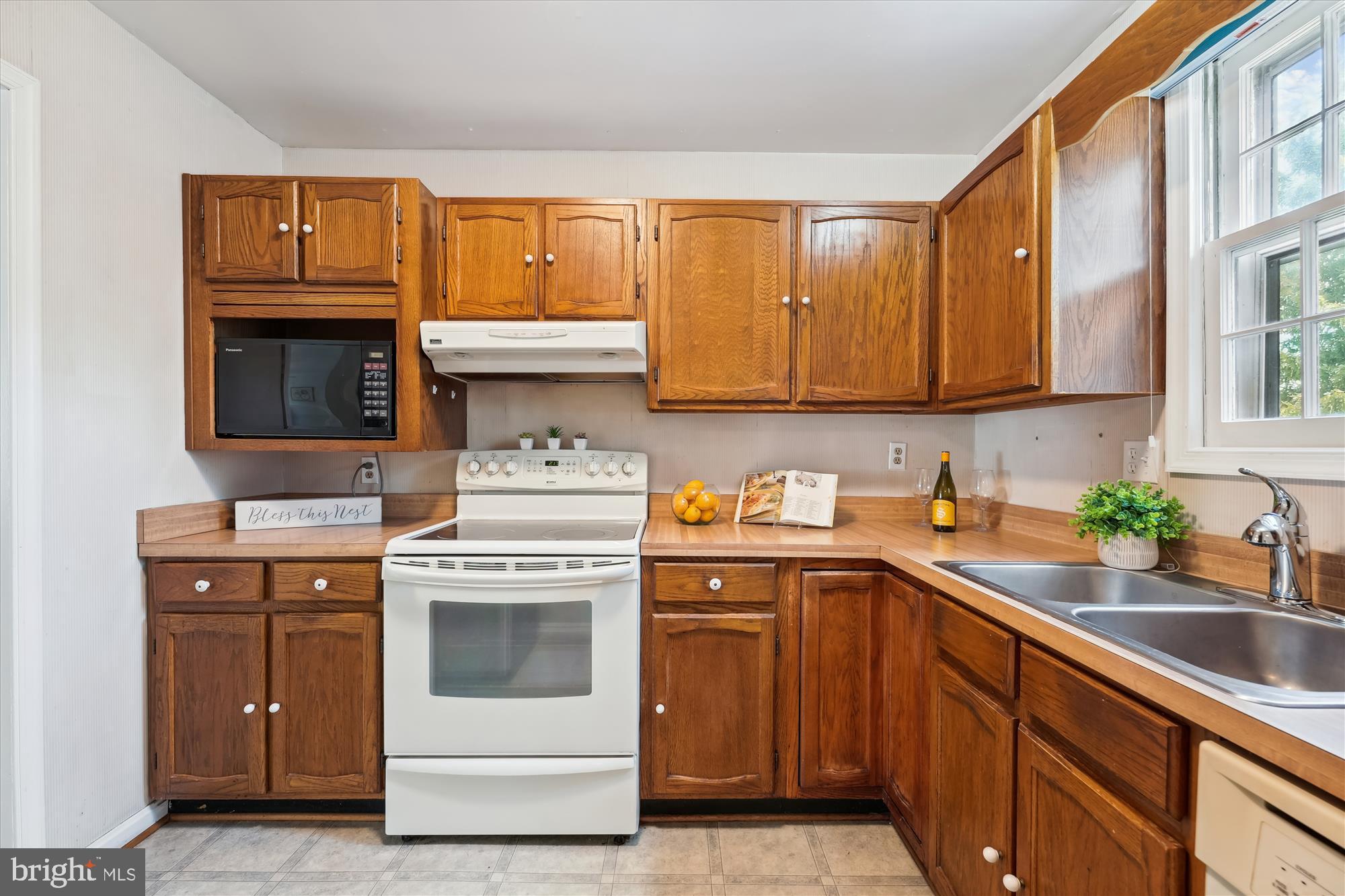 FOX RUN ESTATES - Residential