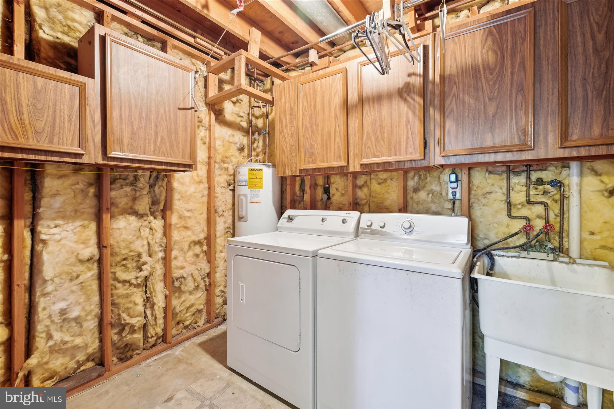 FOX RUN ESTATES - Residential