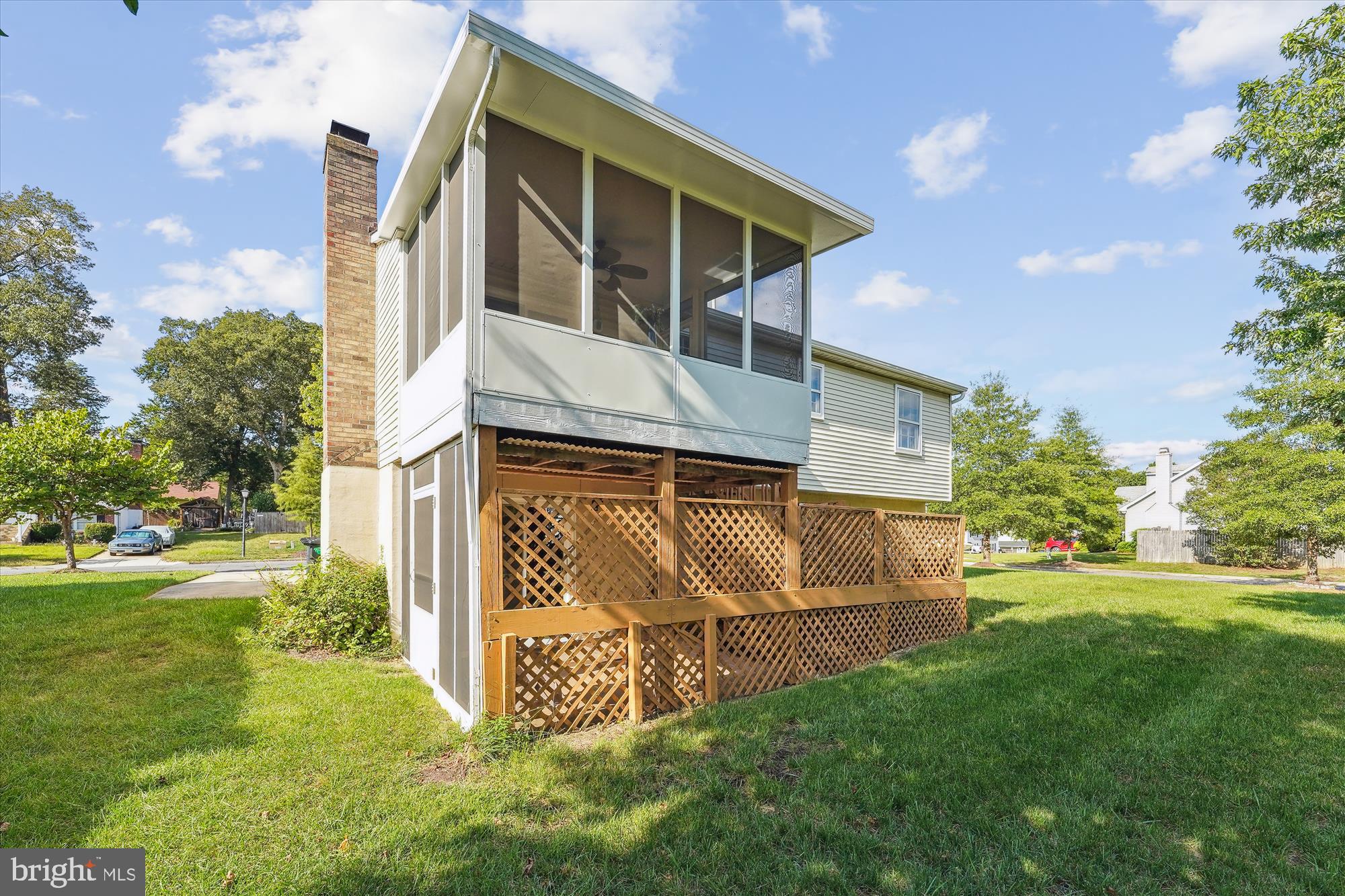 FOX RUN ESTATES - Residential