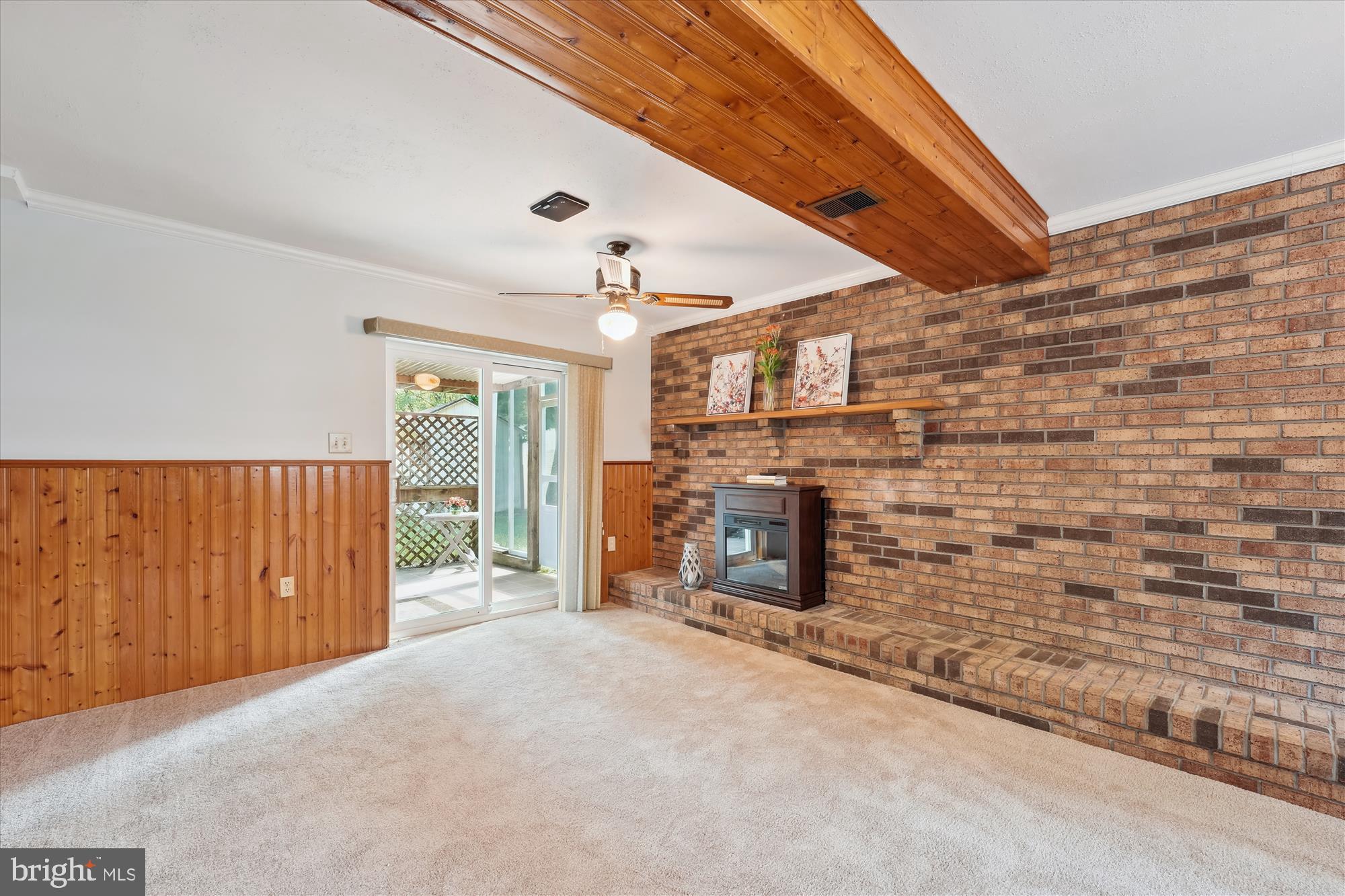 FOX RUN ESTATES - Residential