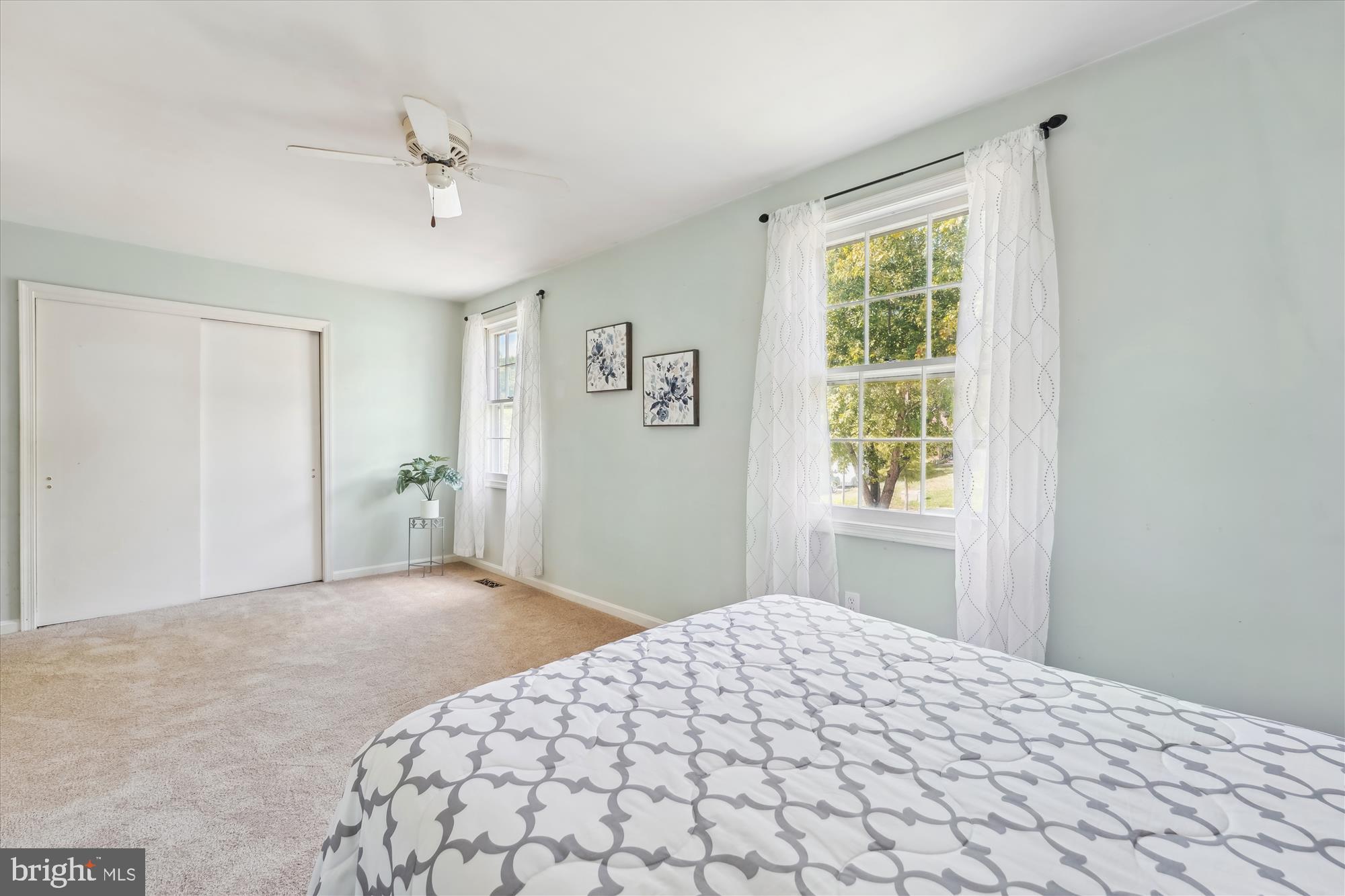 FOX RUN ESTATES - Residential