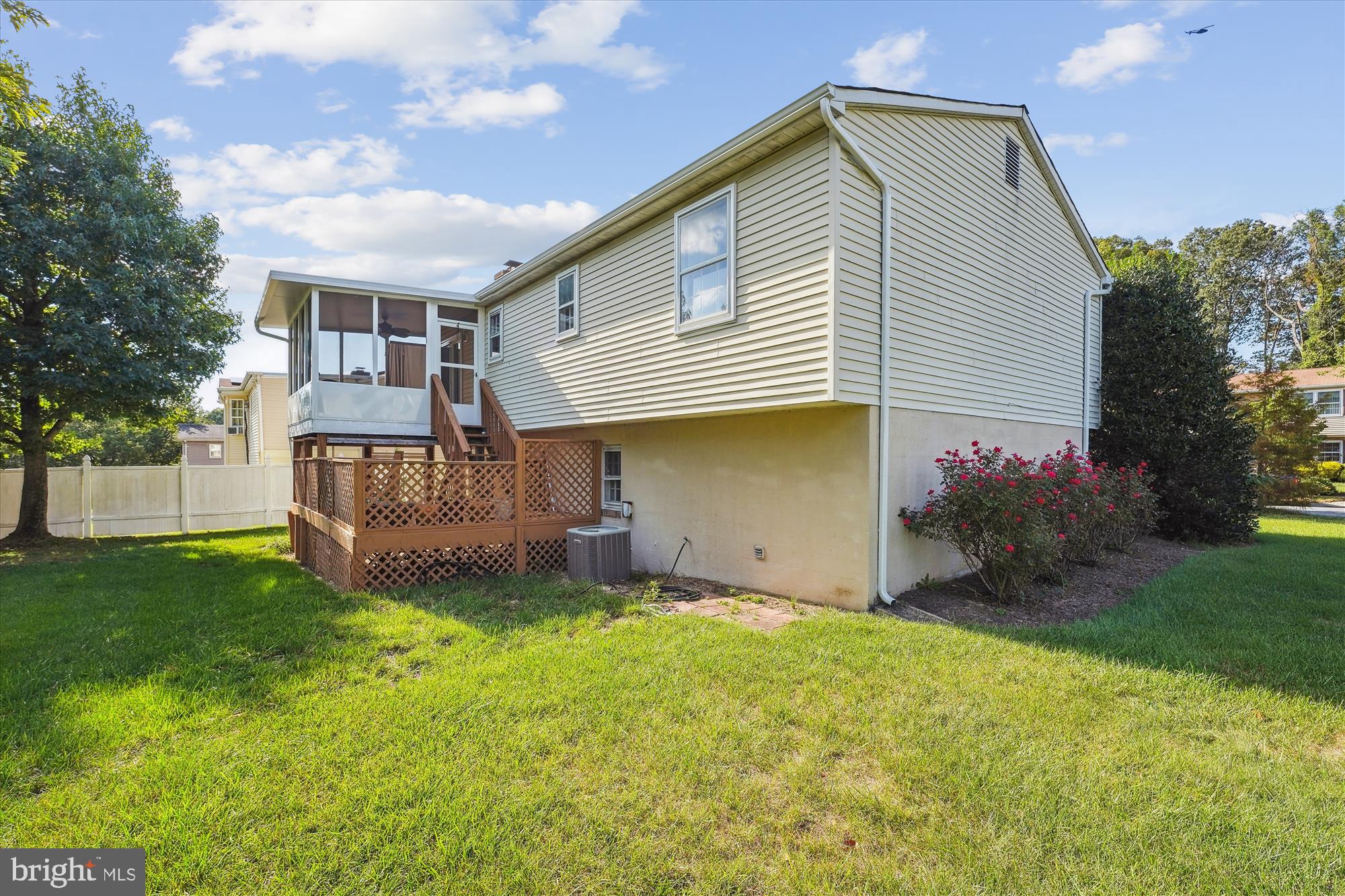 FOX RUN ESTATES - Residential