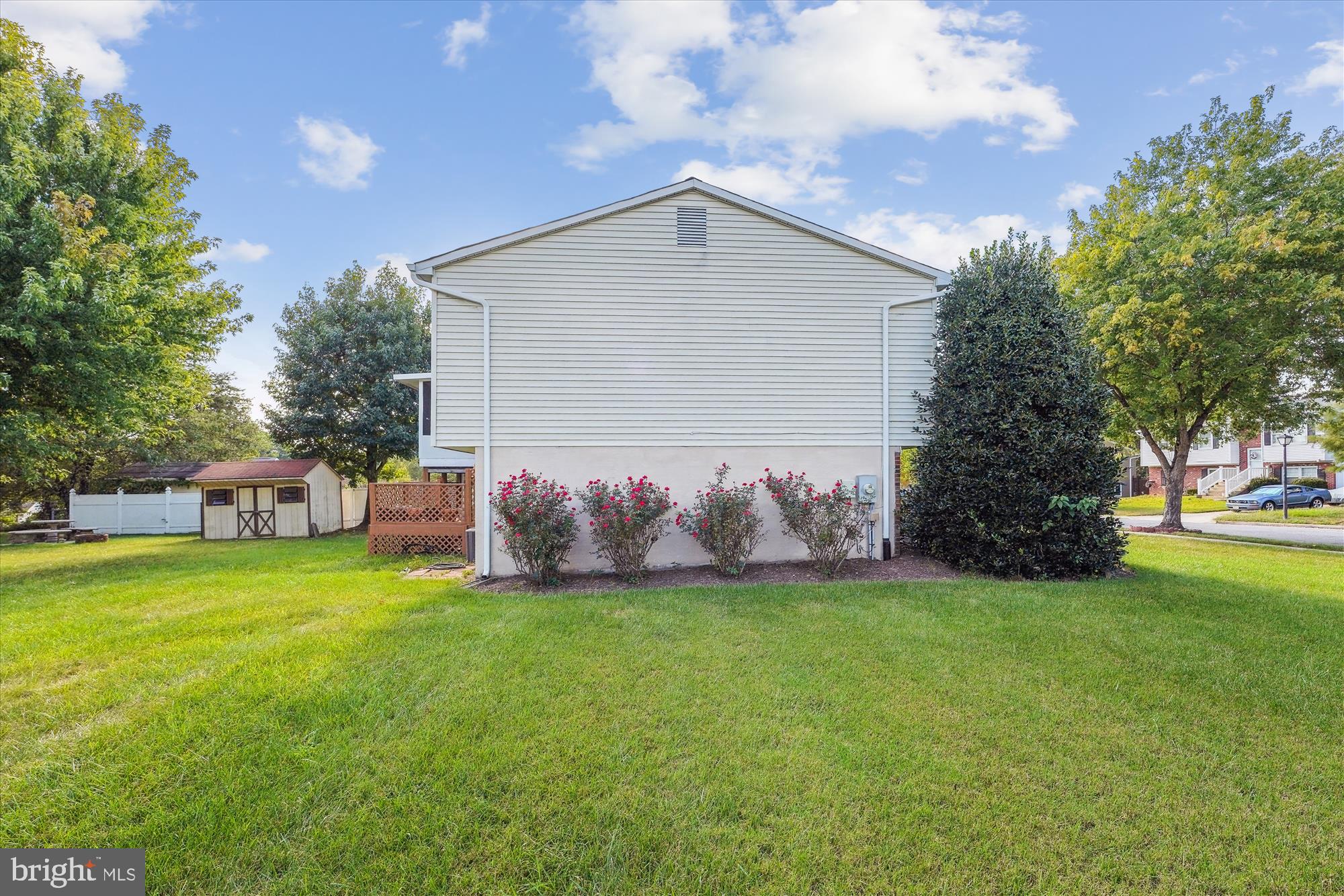 FOX RUN ESTATES - Residential