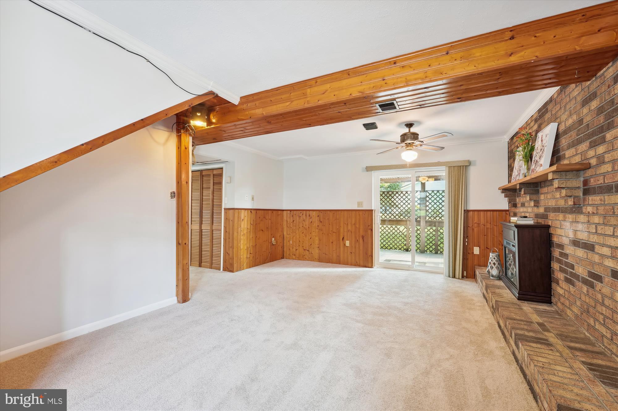 FOX RUN ESTATES - Residential