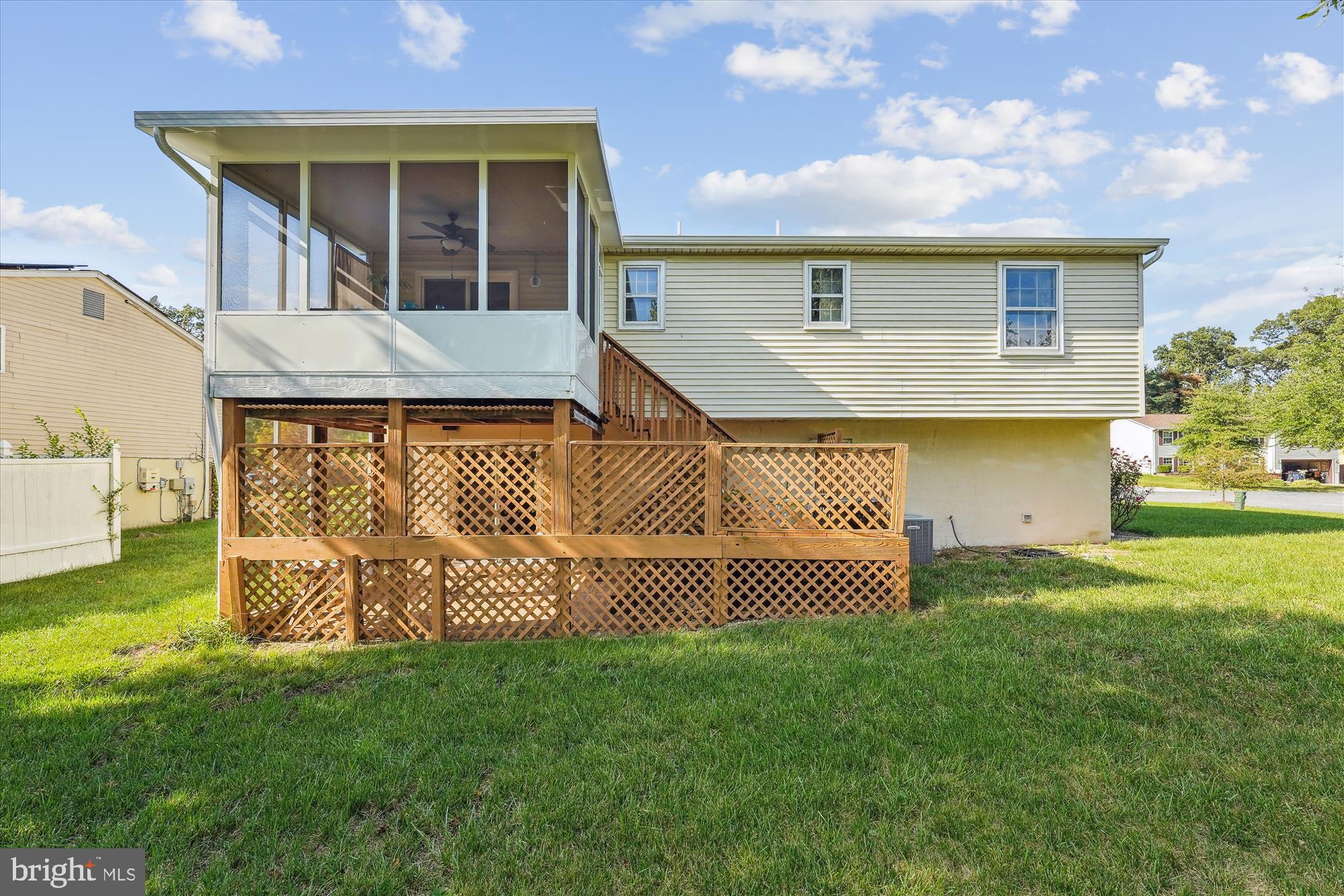 FOX RUN ESTATES - Residential