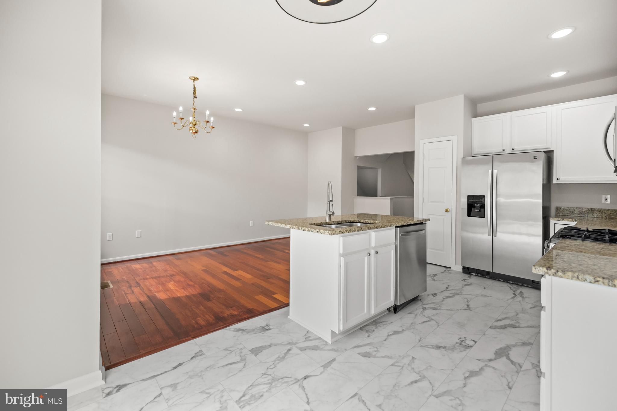 MCNAIR FARMS LANDBAY - Residential Lease