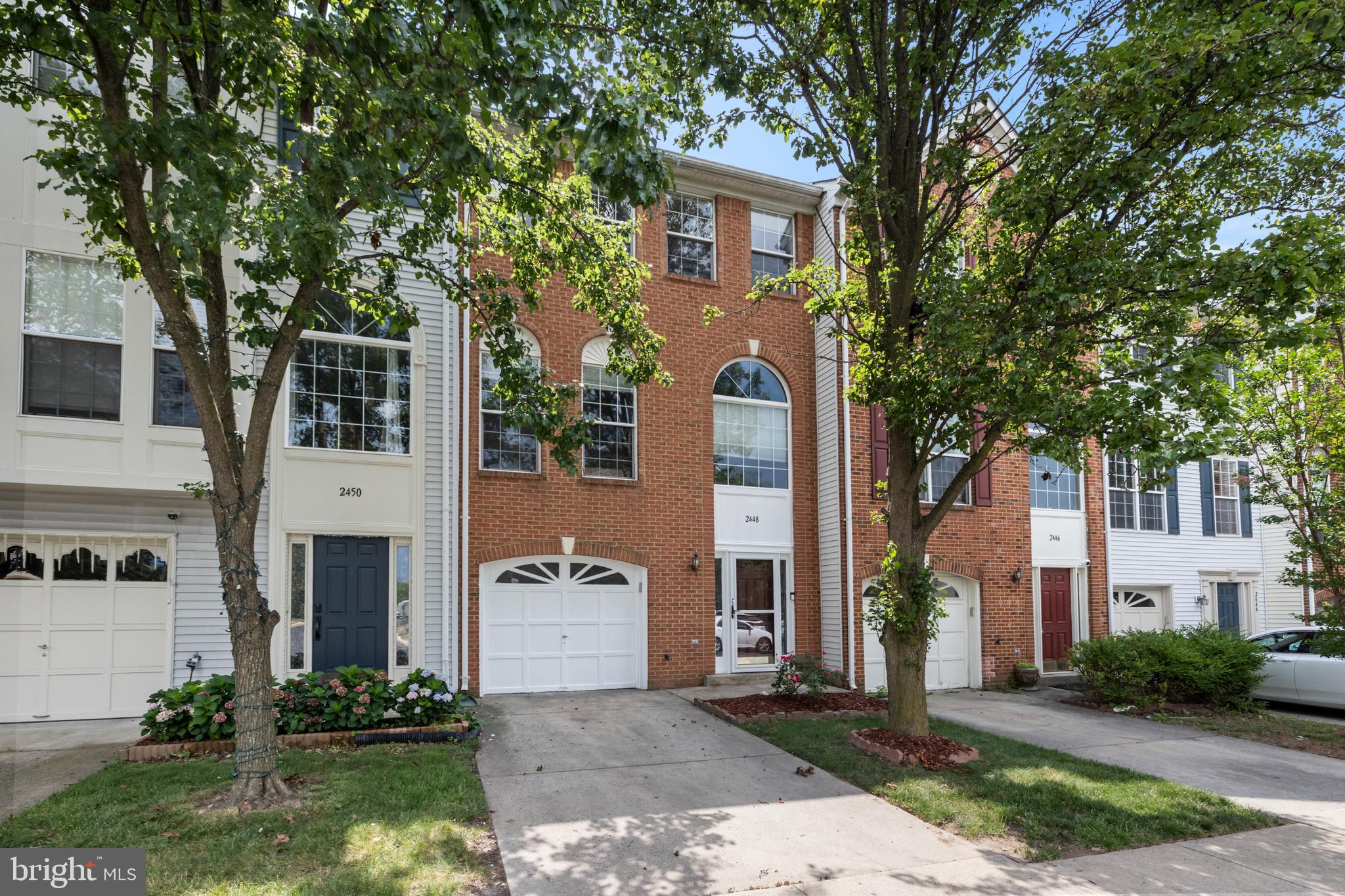 MCNAIR FARMS LANDBAY - Residential Lease