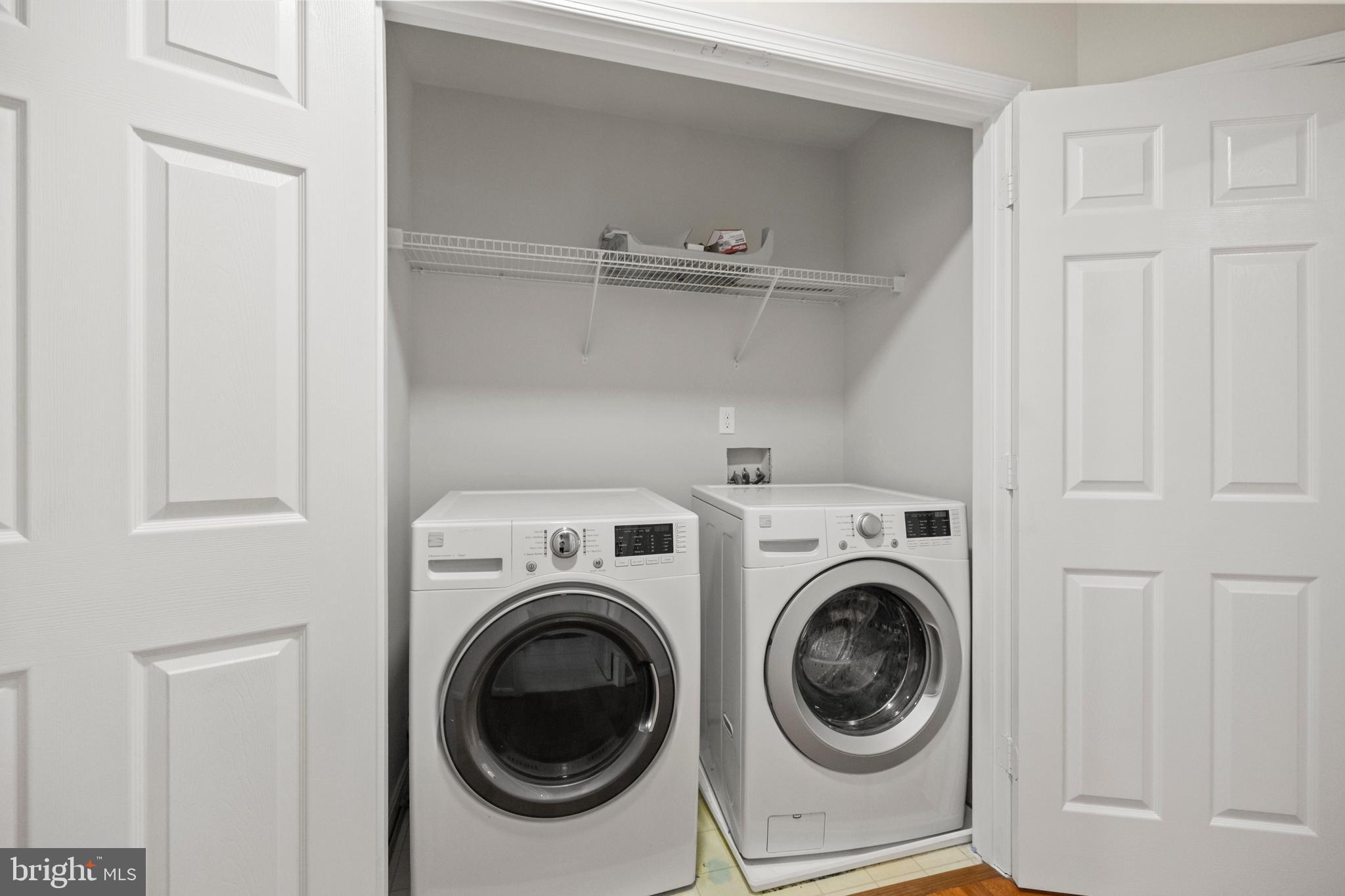 MCNAIR FARMS LANDBAY - Residential Lease