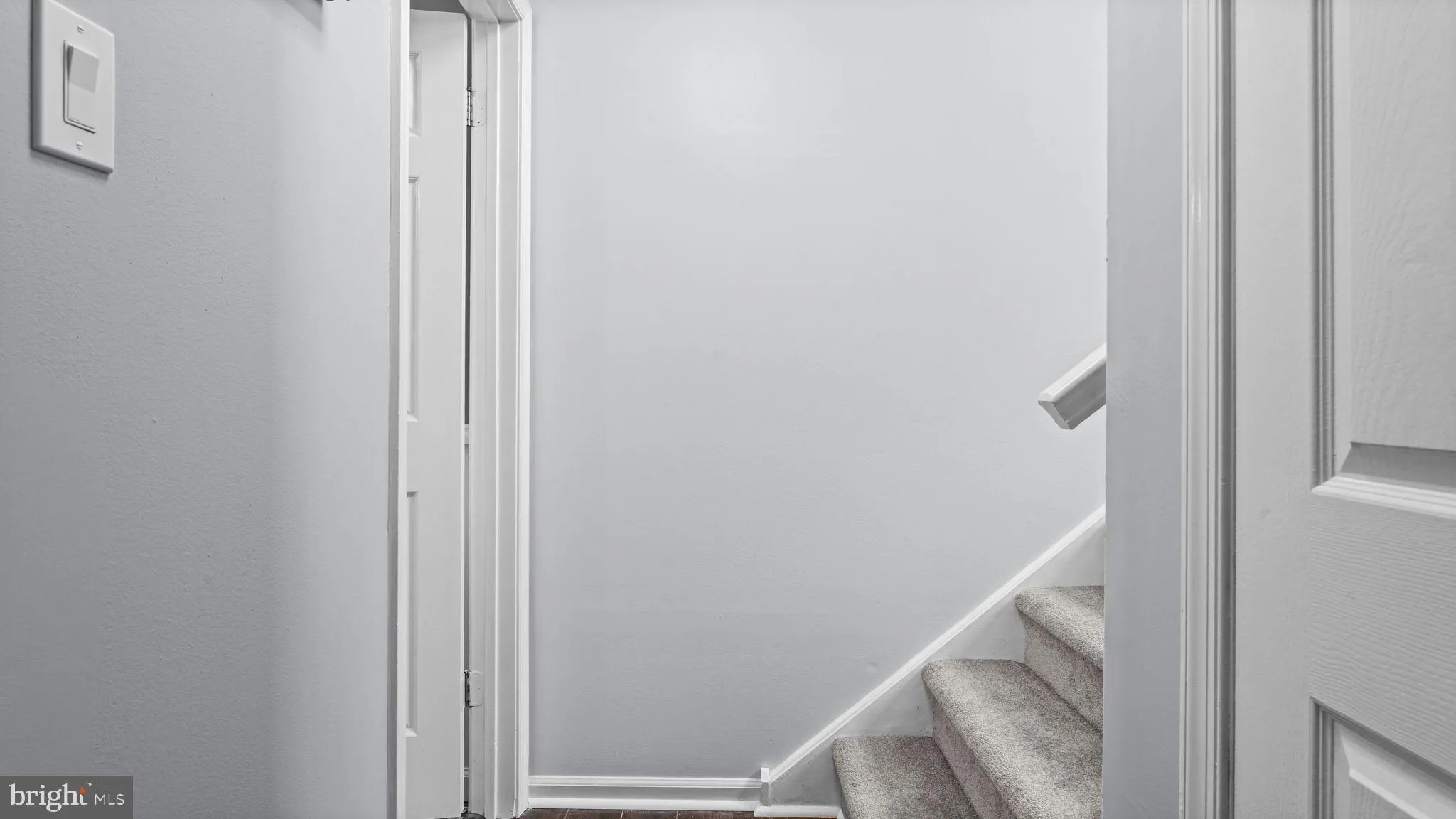 Newtown, Pennsylvania 18940, United States, 2 Bedrooms Bedrooms, ,3 BathroomsBathrooms,Residential,Pending,192517