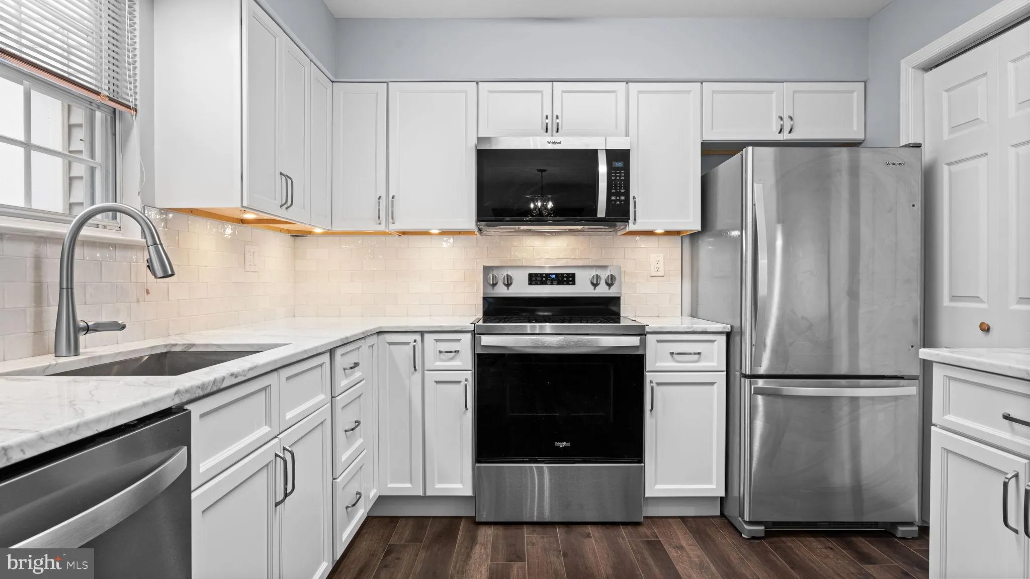 Newtown, Pennsylvania 18940, United States, 2 Bedrooms Bedrooms, ,3 BathroomsBathrooms,Residential,Pending,192517