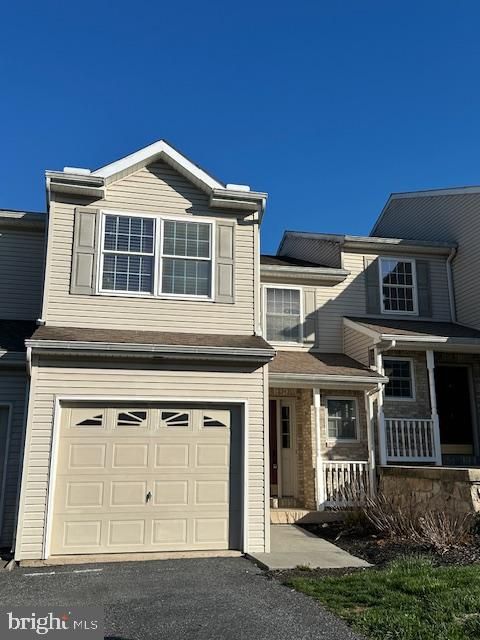 4 FARGREEN COURT 1B ETTERS PA 17319