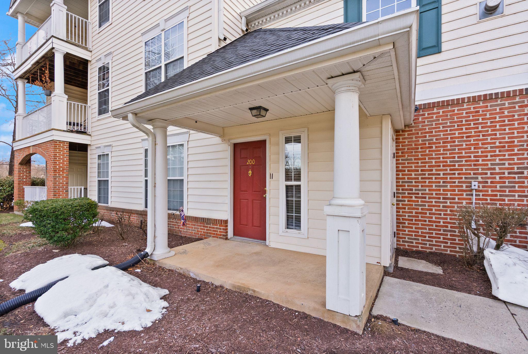 LAKESIDE AT SOUTH RIDING - Residential