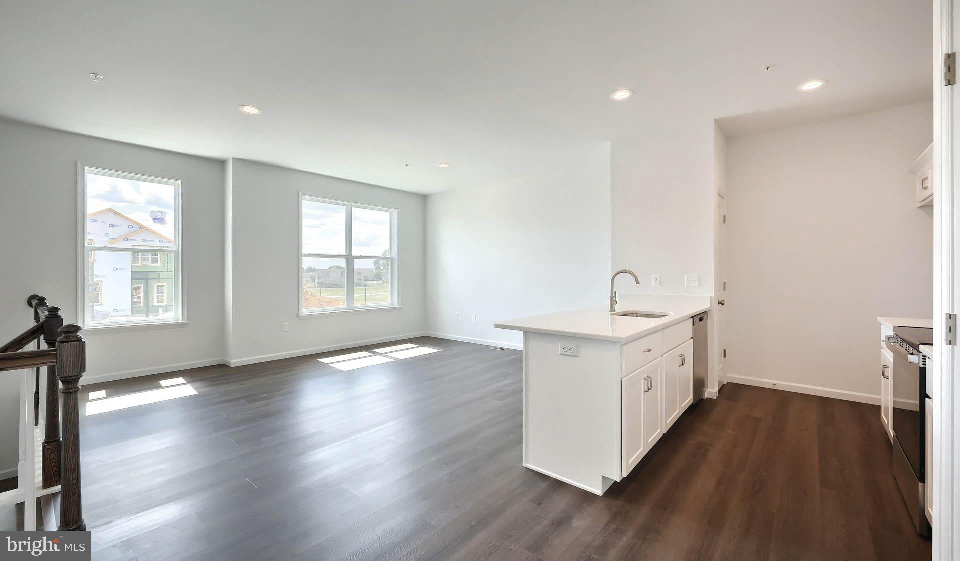 MERIDIAN HEIGHTS - Residential