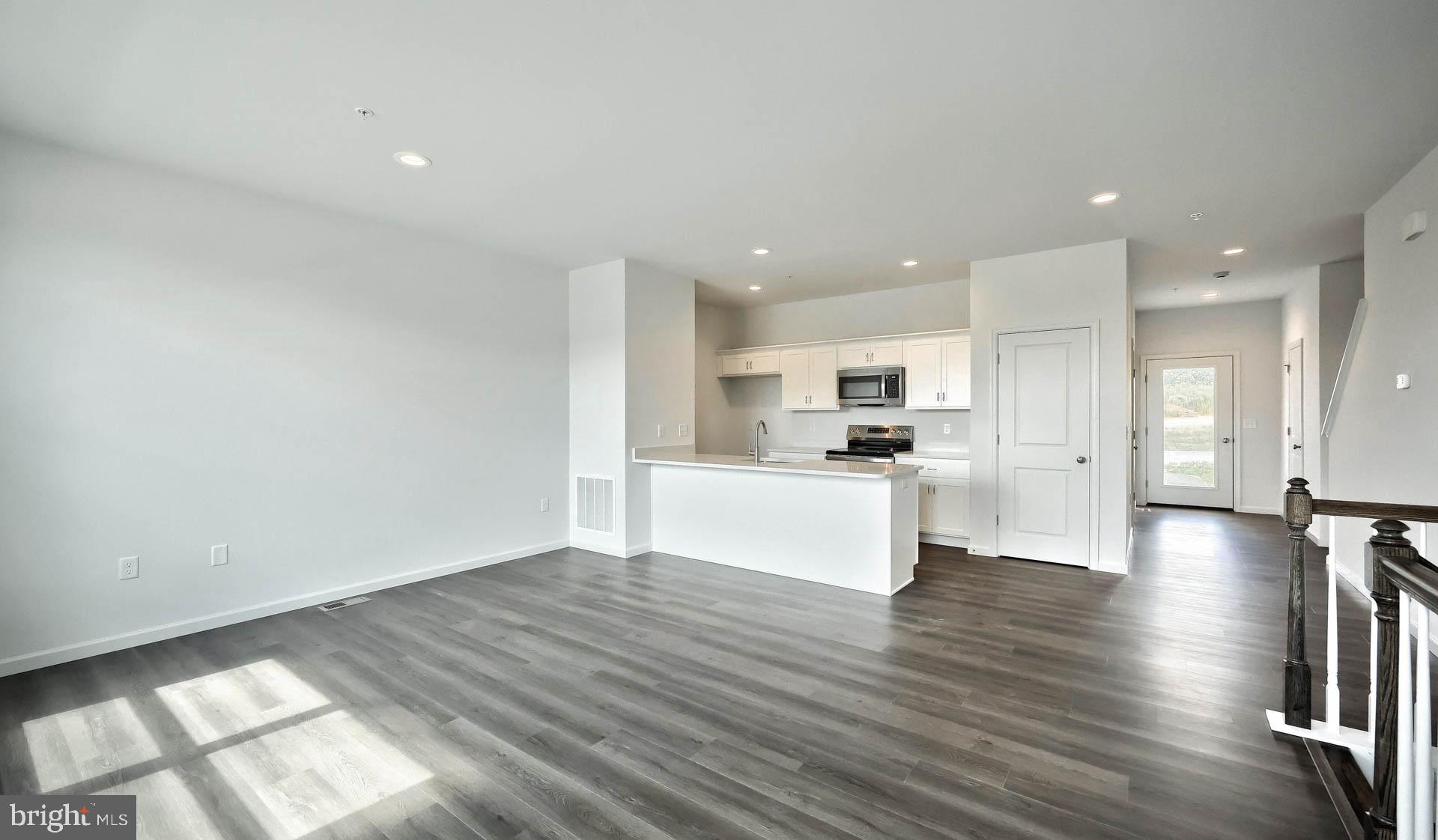 MERIDIAN HEIGHTS - Residential