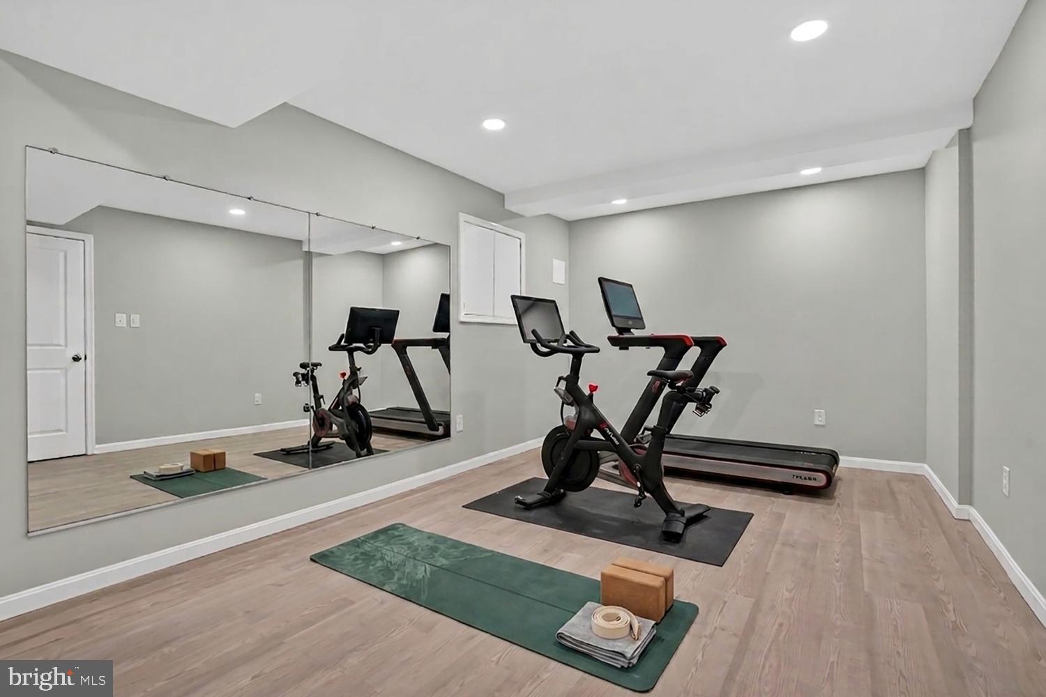 BRAMBLETON - Residential