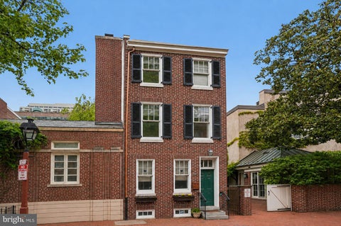 Photo of 605 Pine Street, PHILADELPHIA, PA 19106 (MLS # PAPH2644744)