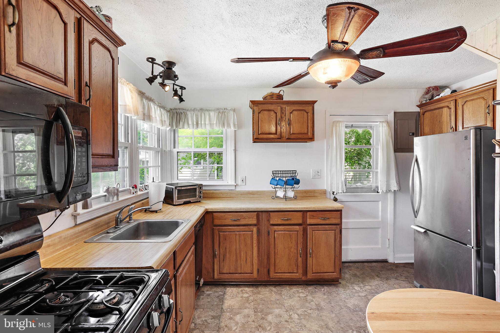 MARLYN MANOR - Residential