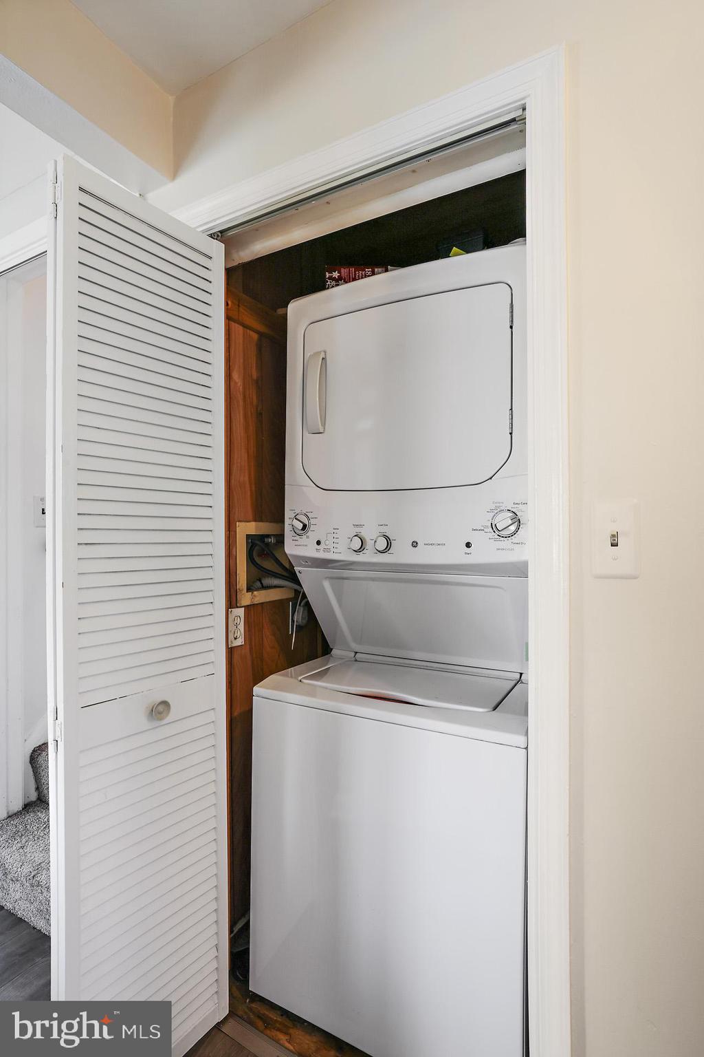 MARLYN MANOR - Residential