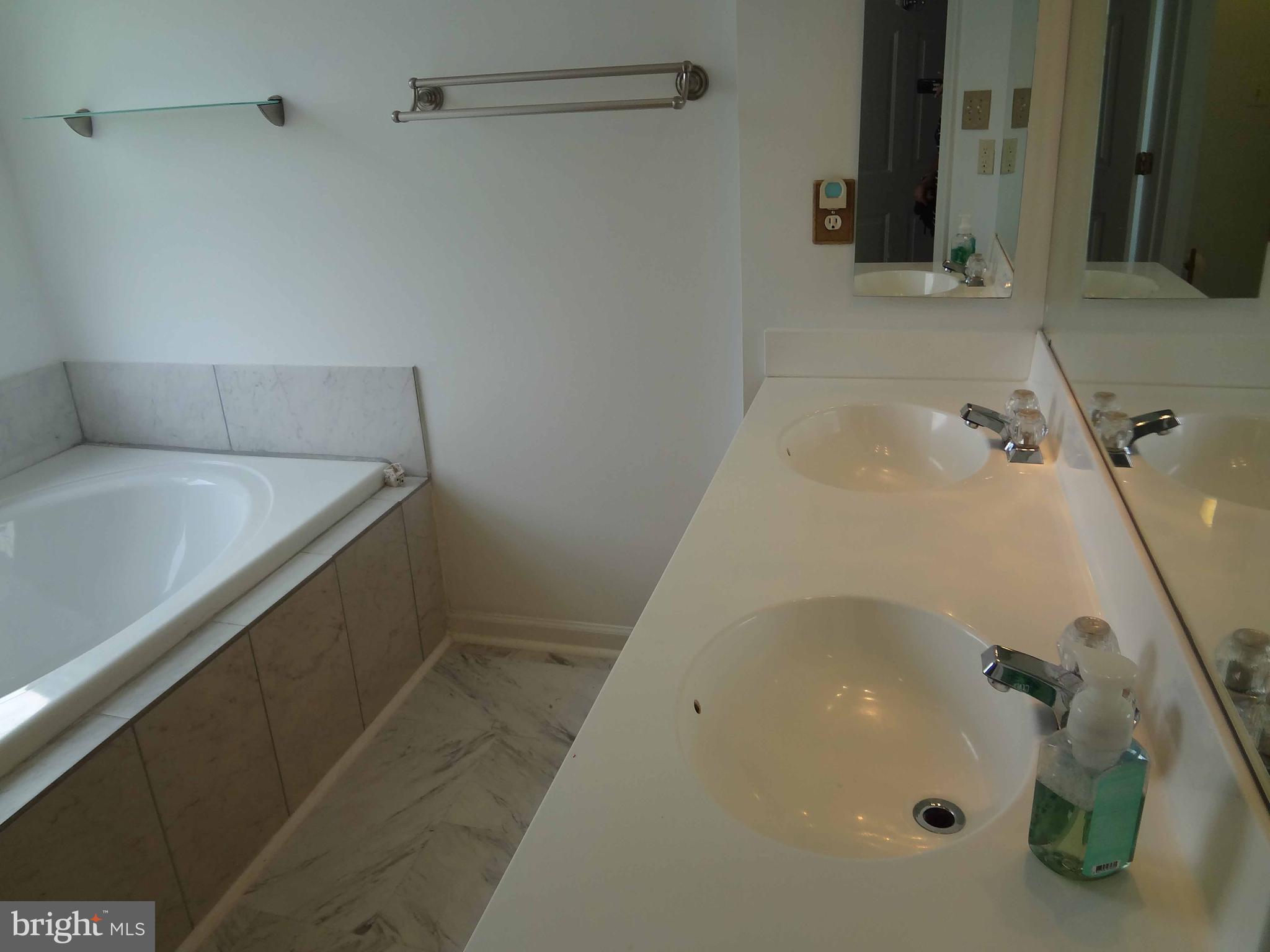 FAIRFIELD (SALEM FIELDS) - Residential