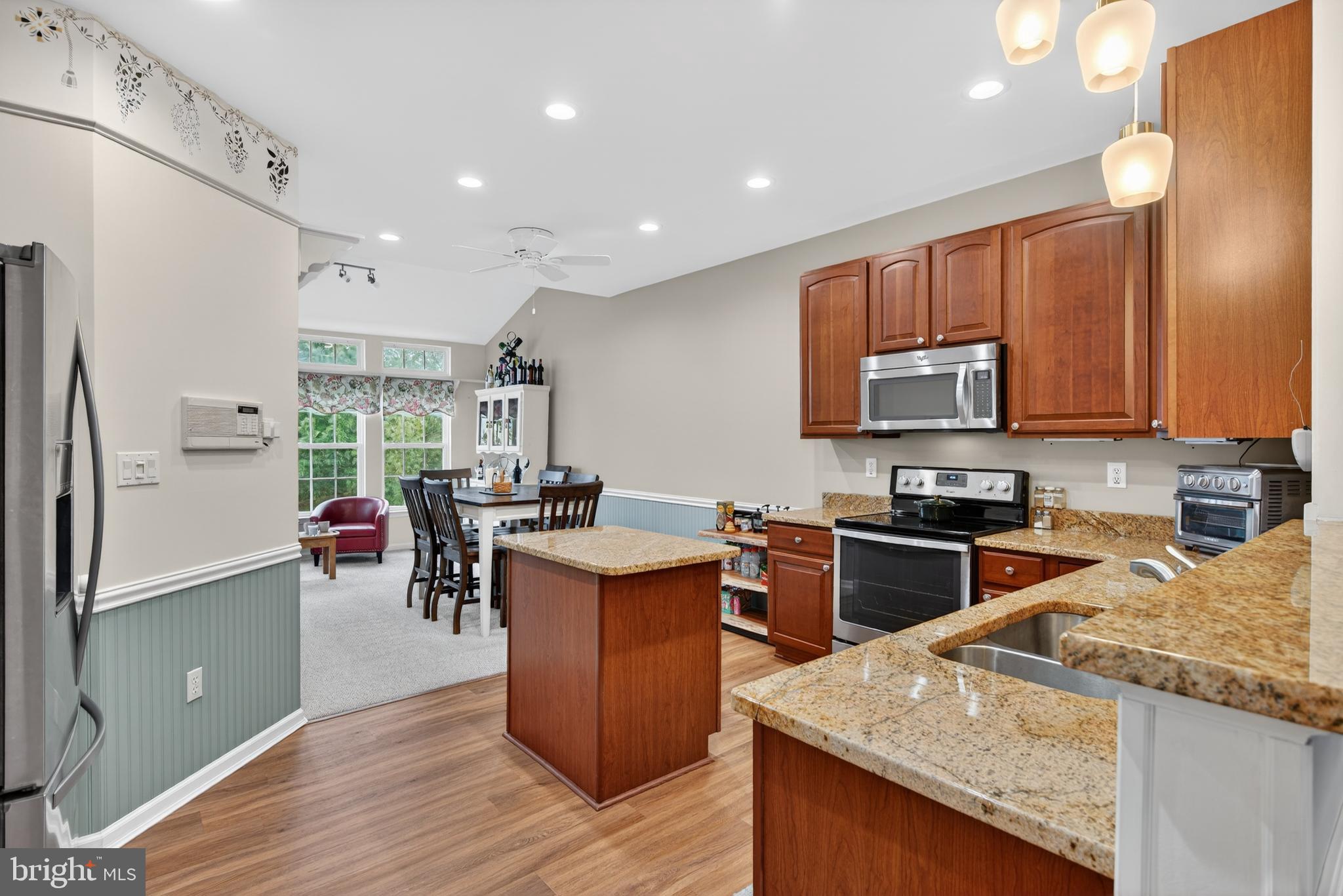 VILLAS AT SHREWSBURY - Residential